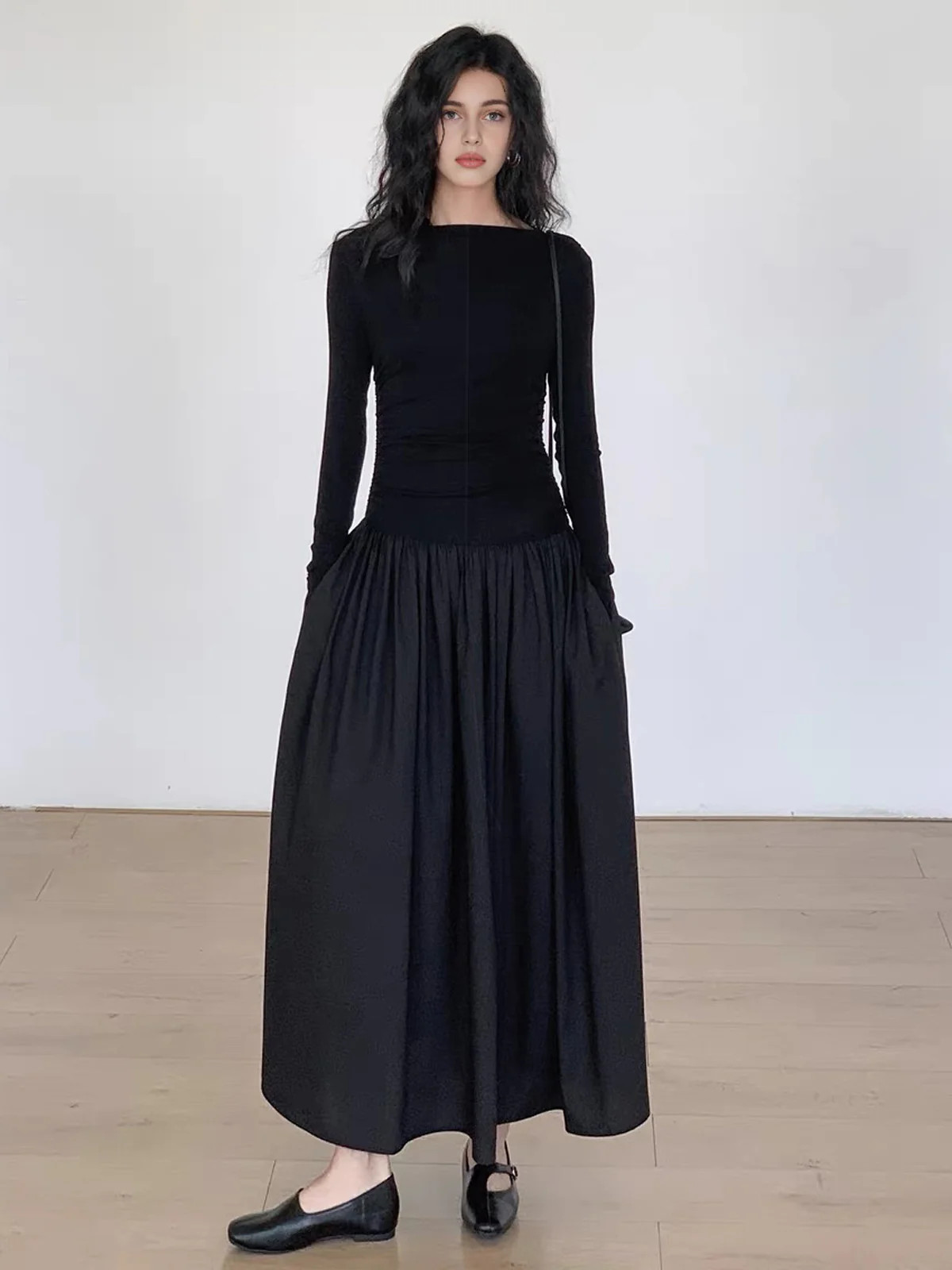 Pleated Patchwork Knit Long Sleeve Midi Dress | Commense