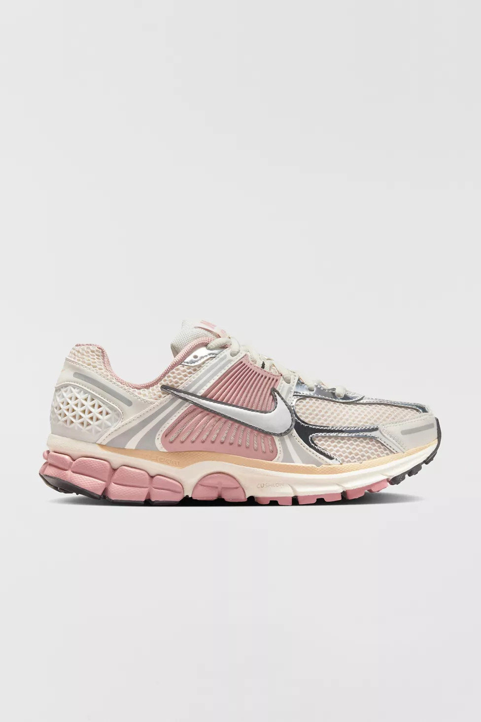 Nike Women's Zoom Vomero 5 Sneaker | Urban Outfitters (US and RoW)