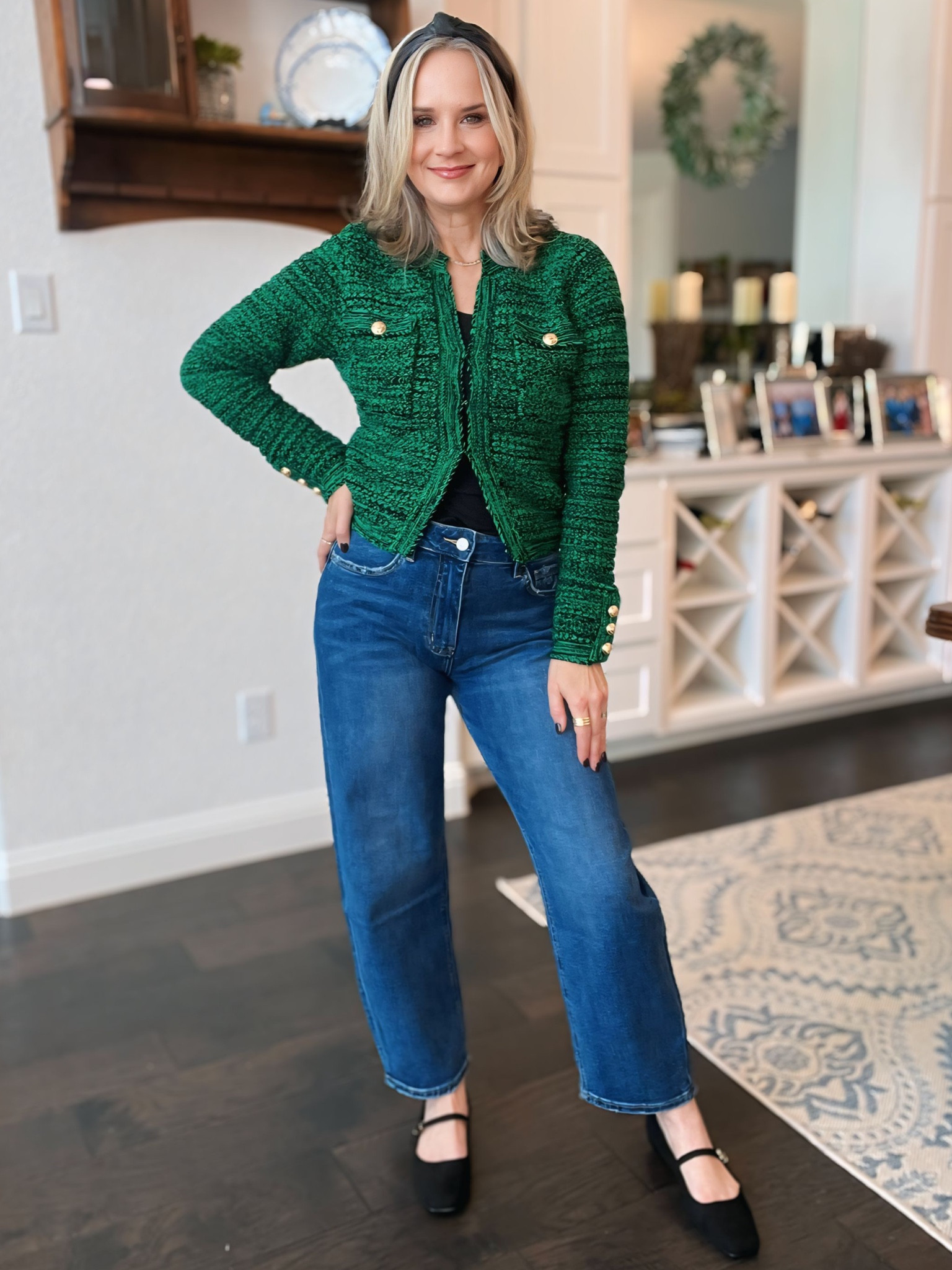 Vici Black Friday sale
Wearing a small sweater and 28 jeans
Over 40 fashion/ affordable style / elevated chic / effortless style / fall fashion / fall style / casual chic / style over 50/ 


#LTKOver40 #LTKCyberWeek #LTKFindsUnder100