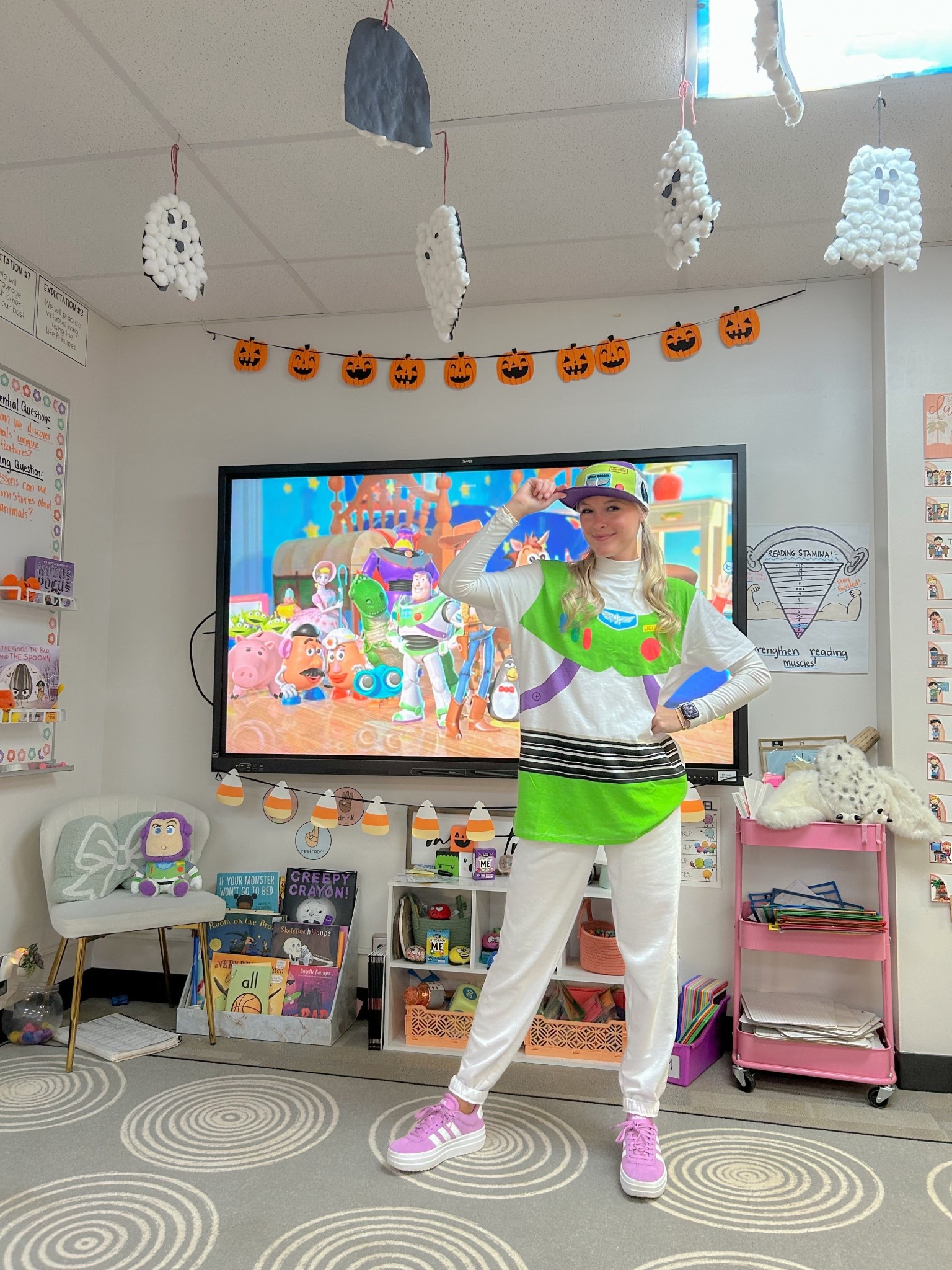 To infinity… and beyond! Happy Halloween from Buzz Lightyear! #HalloweenCostume

#LTKSeasonal #LTKHoliday