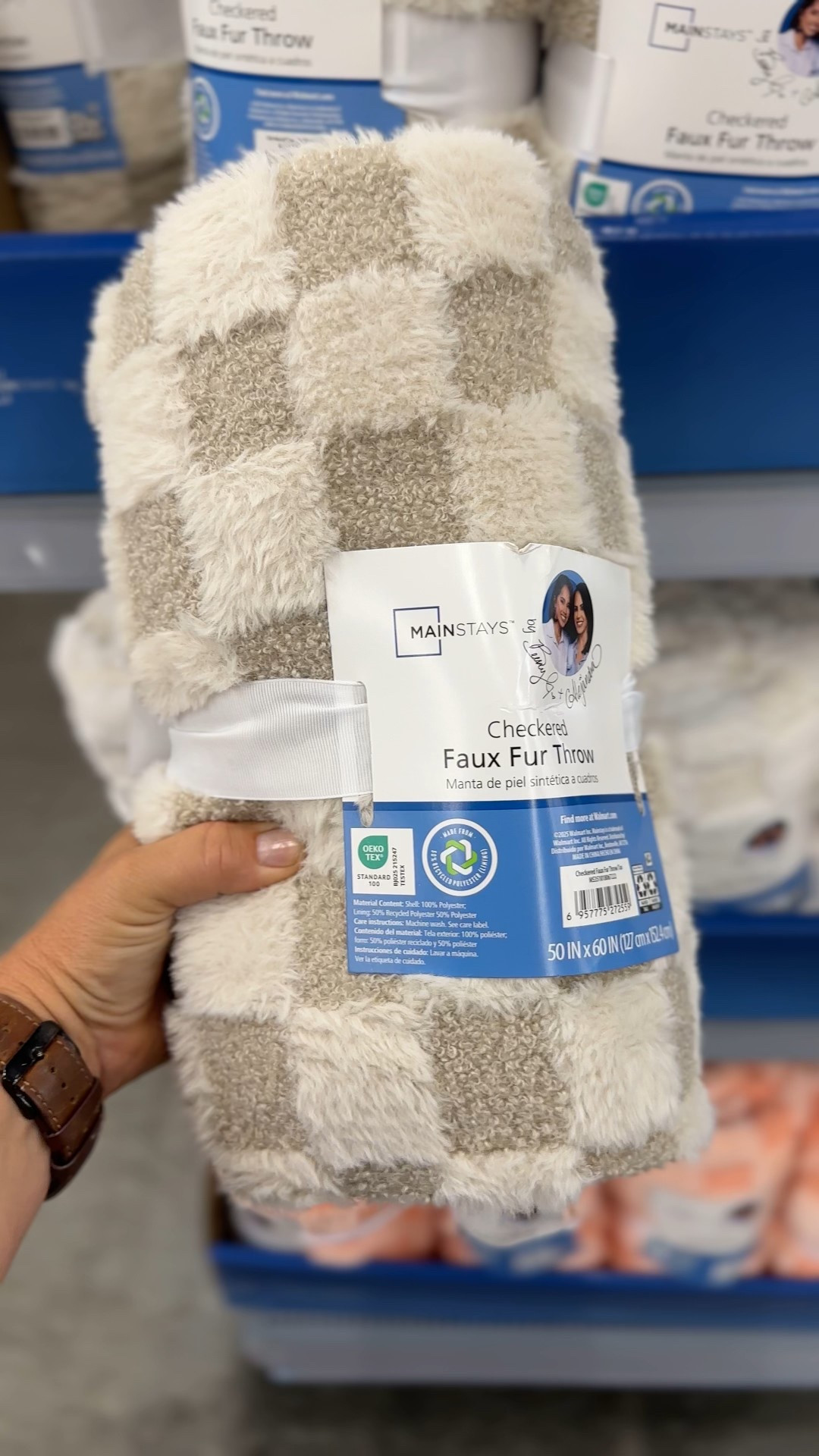 Super soft $10 throw at Walmart!  Love these  

#LTKHome #LTKSeasonal #LTKautumn