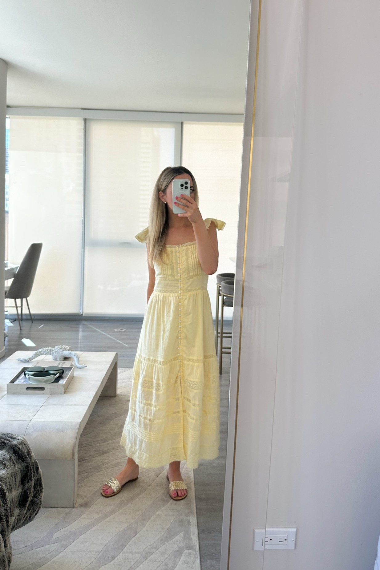 Chicago: Daily Outfit 
* dress is on sale this weekend

summer outfit, summer dress, pale yellow dress, butter yellow, vacation dress, warm weather outfit Summer outfit, summer dress

#LTKootd #LTKPetite #LTKSaleAlert
