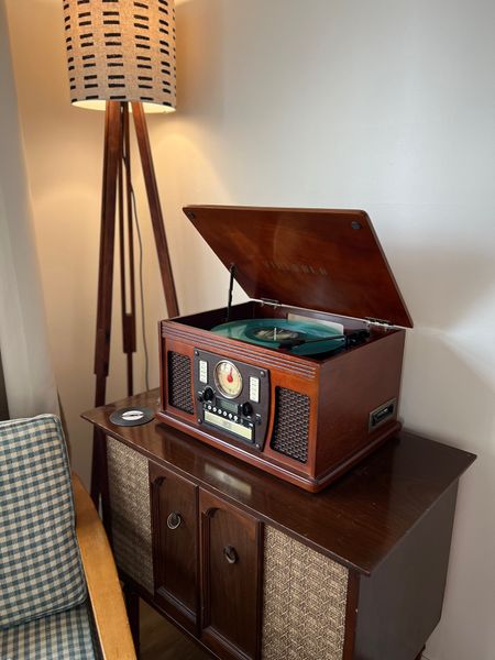 Our record player is on sale right now! Plays albums, CDs, cassettes, Bluetooth/USB, radio! 

Record Player, Home, Music, Vintage, Albums

#LTKSpringSale #LTKhome