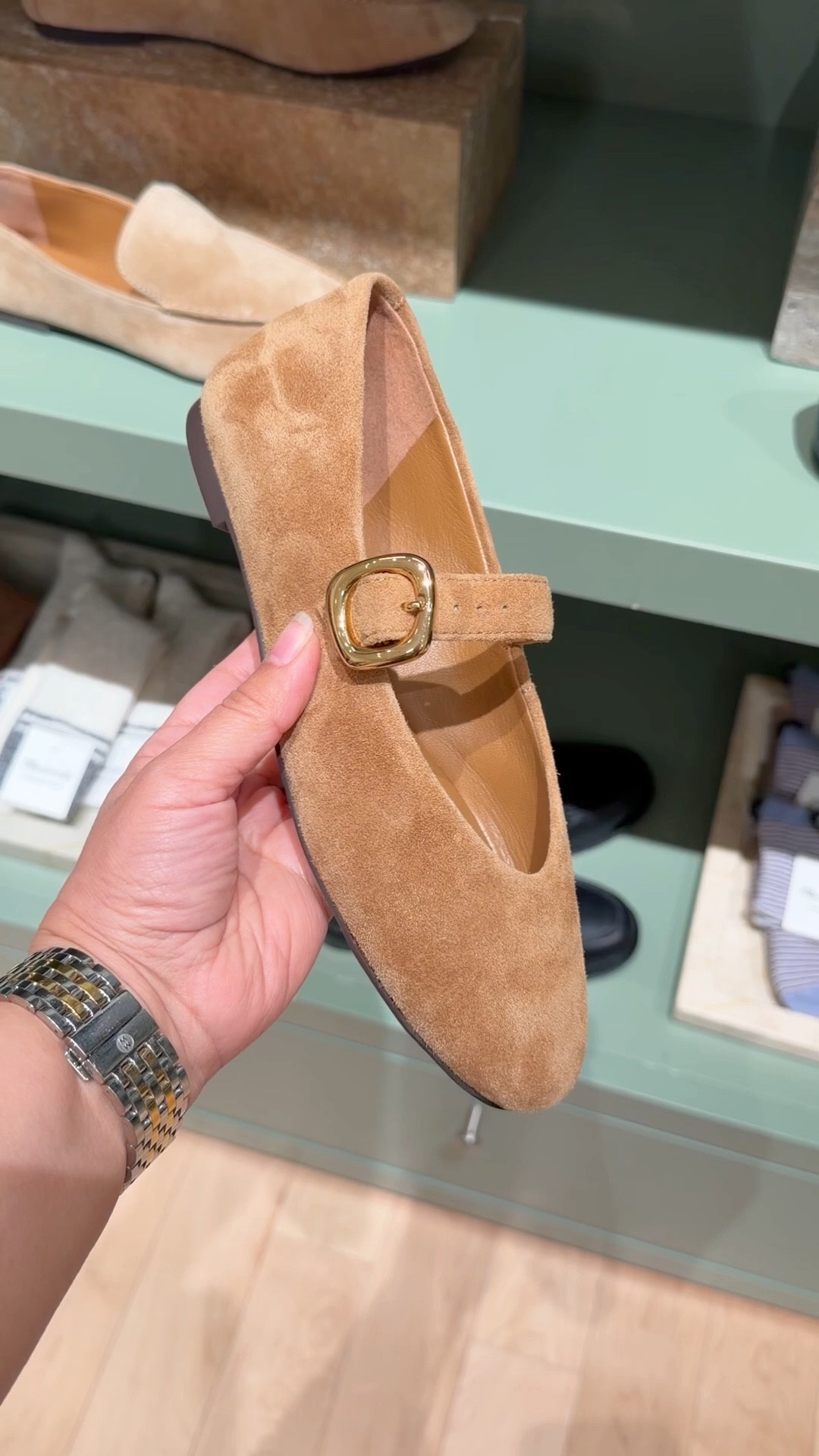 Aren’t these suede Mary Jane flats from
Madewell so cute?! These shoes have been a best seller for several months and this color is absolutely gorgeous and perfect for spring! Great for winter and spring outfits, workwear, travel outfits and everyday casual outfits. Available in lots of beautiful colors in both leather and suede.

#LTKTravel #LTKOver40 #LTKWorkwear