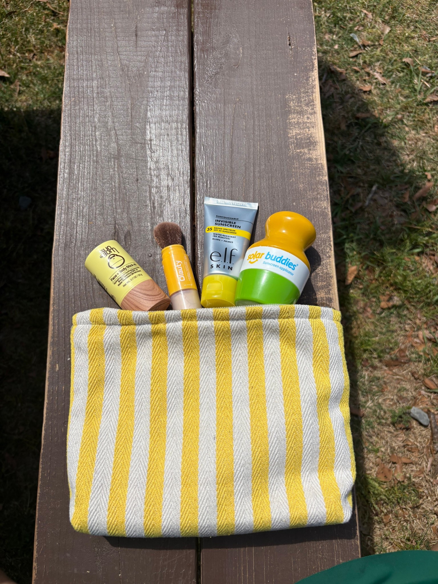 Protect your babies this summer with the best sunscreen products! No one can have a fun summer with a sunburn