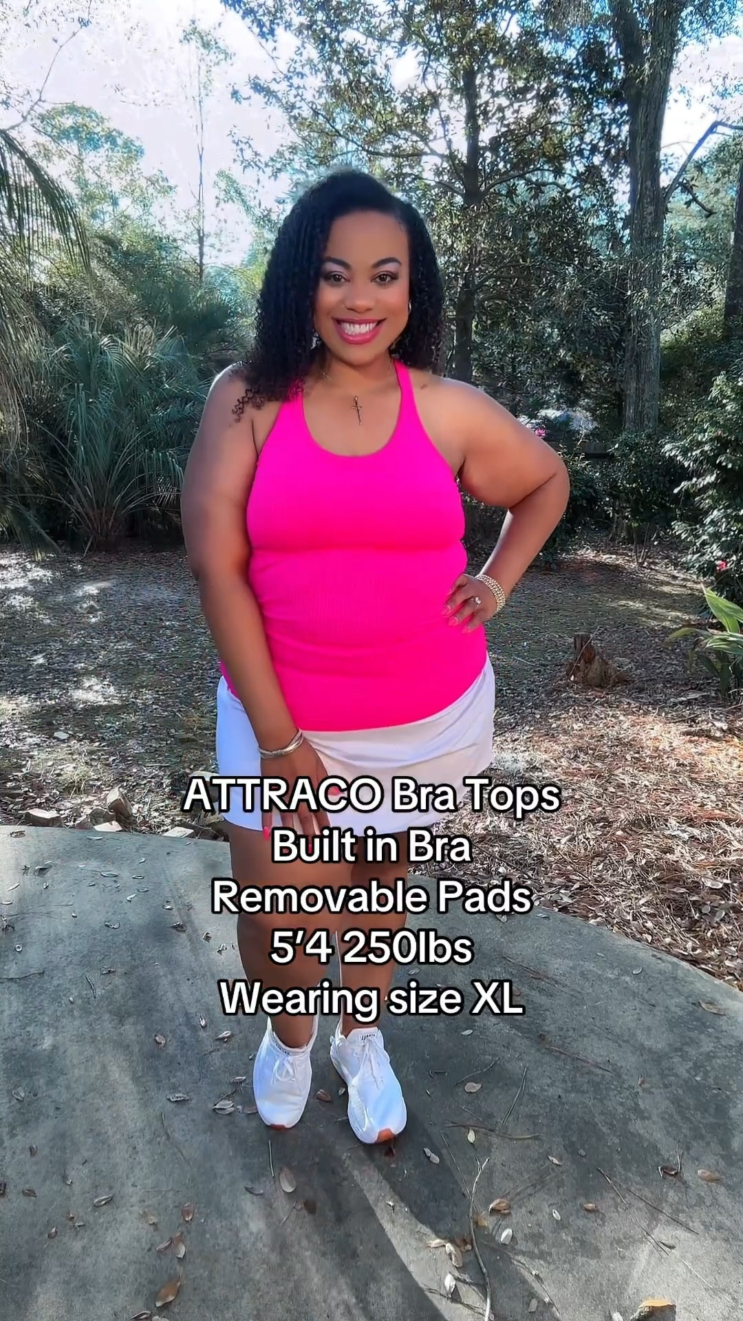 Attraco active wear tanks have a built in bra! Be comfortable all spring and summer! #ltkplussize #activewear 