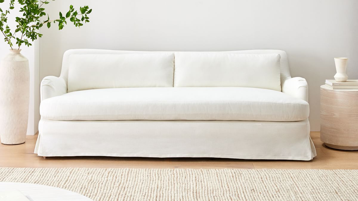 Sophie Skirted Slipcover Sofa (62"–82") | West Elm (US)
