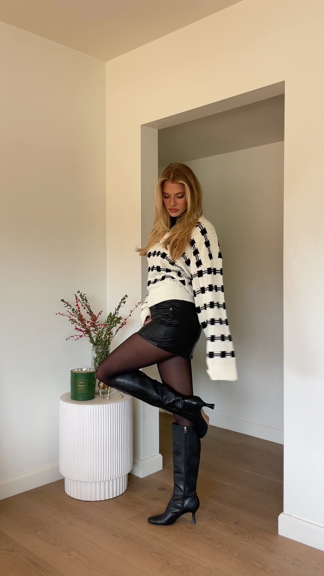 This fit🖤🫶🏼 I’m obsessed with sheer tights for winter - linked exact items and similar ones for different price points! 

#LTKstyletip #LTKHoliday #LTKGiftGuide