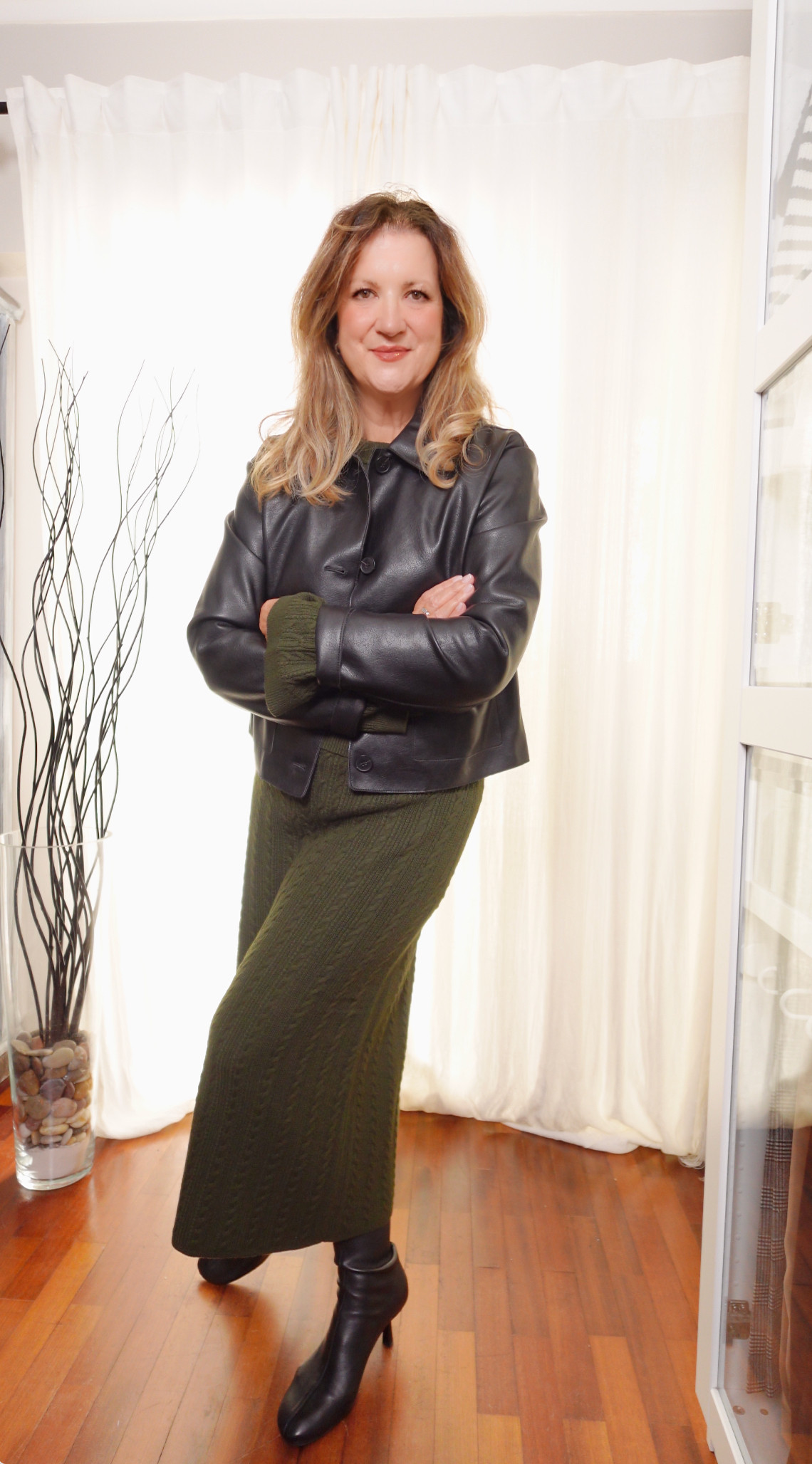 Some Outfits from my Latest Youtube Video! 

 #falloutfits #midiskirts #sezane #mango #HM #cos #LTK