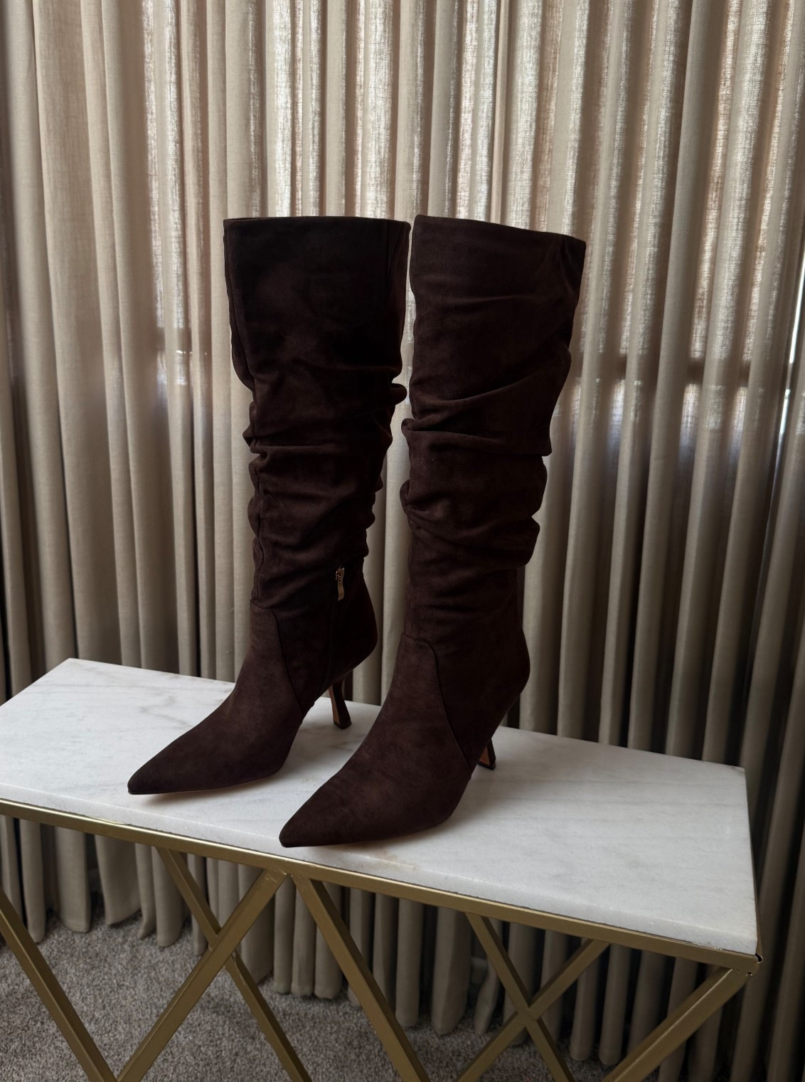 Soft suede, relaxed slouch, made to fit wide calves comfortably.
Low stock so make sure to grab yours soon! 🤎

#LTKMidsize #LTKSeasonal #LTKWorkwear