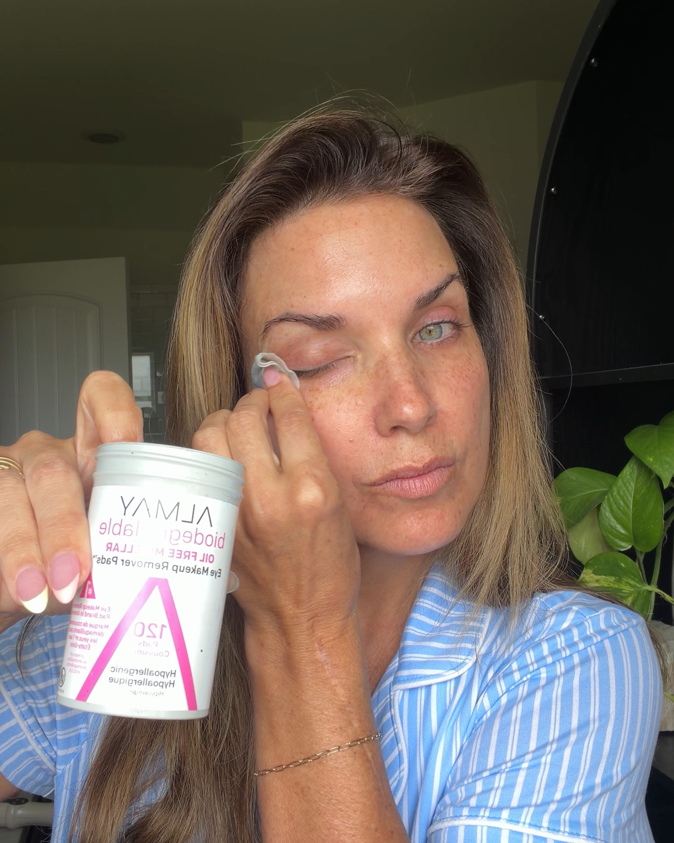 Thee BEST eye makeup remover pads!!! 
I’ve been buying & using these for 10 years!! They don’t irritate my eyes and are under $10!!! 👏🏼👏🏼👏🏼

#LTKdayinmylife #LTKmomlife #LTKselfcare