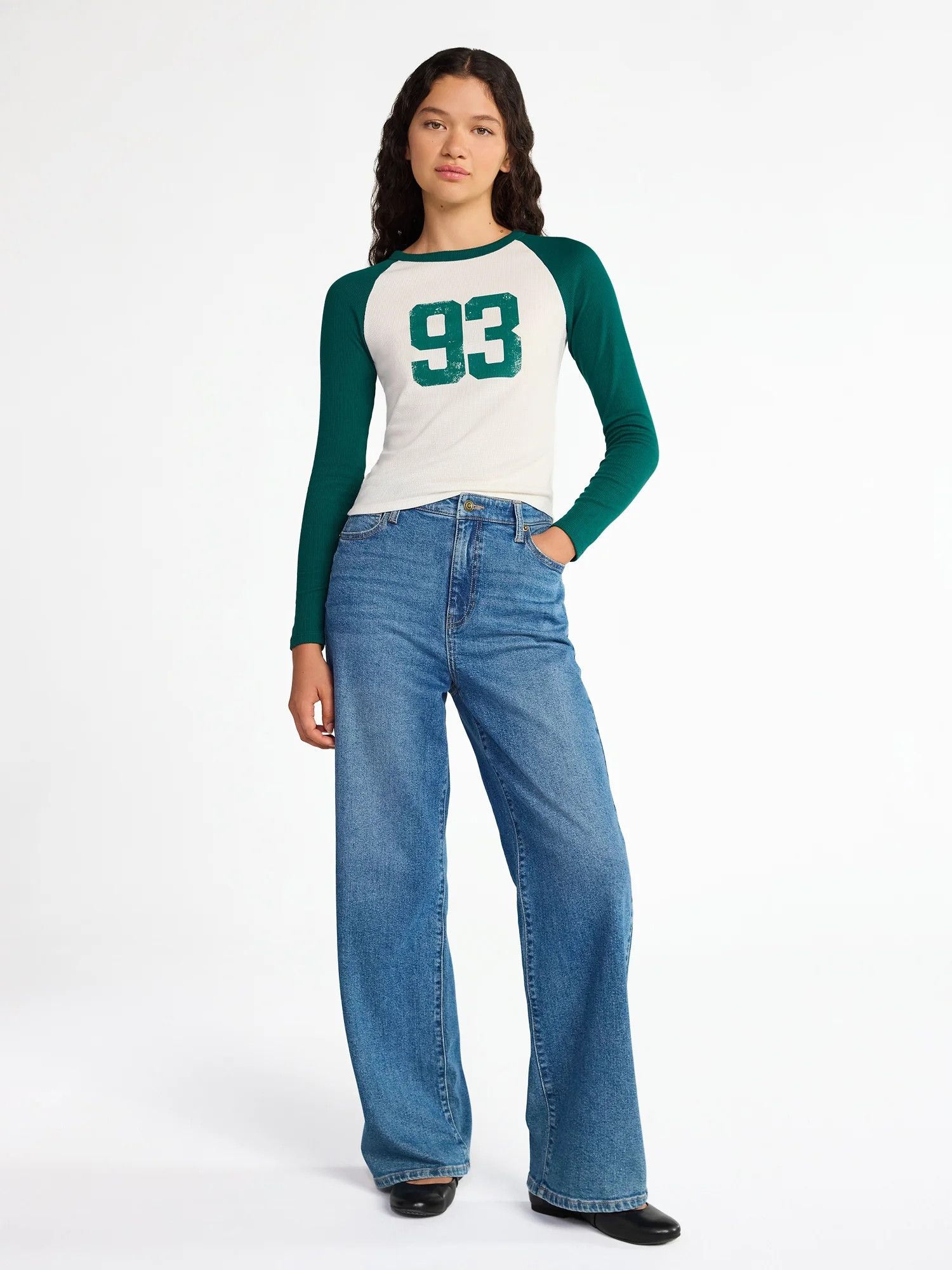 No Boundaries Raglan Tee with Long Sleeves, Women’s | Walmart (US)