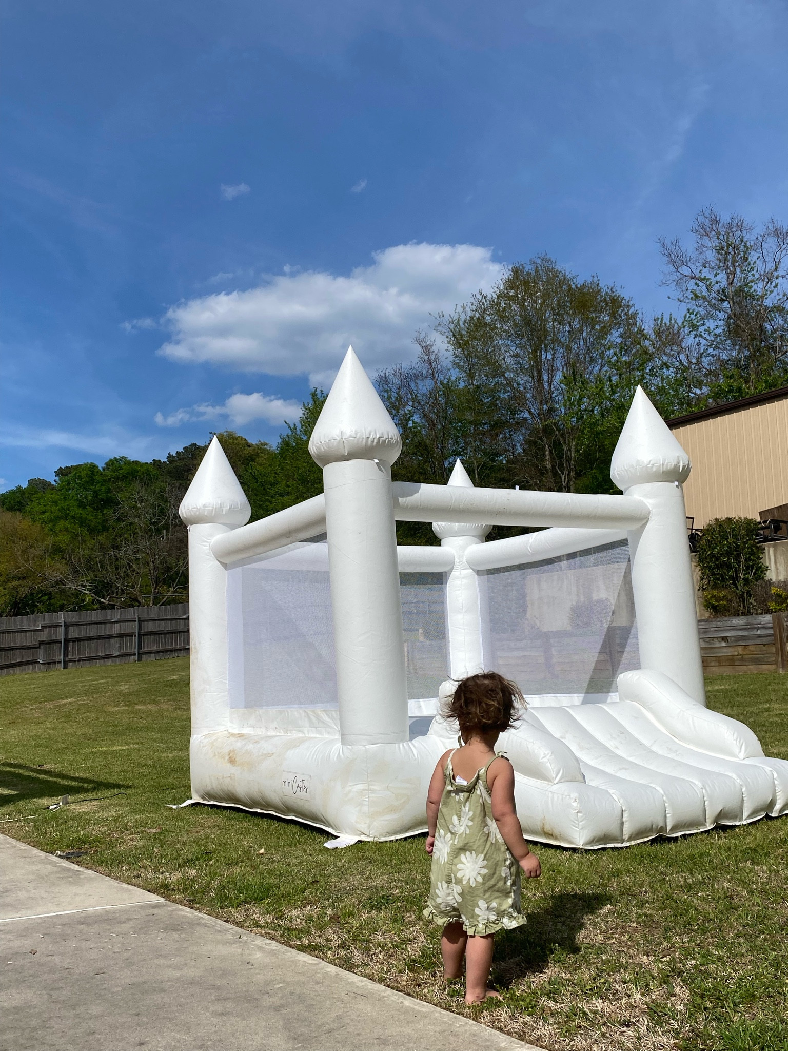 Sweet little floral toddler romper from Kohls. My mom found this through a Facebook ad and I hunk it’s the cutest little thing, perfect for spring and summer! 

#LTKkids #LTKSeasonal #LTKbaby