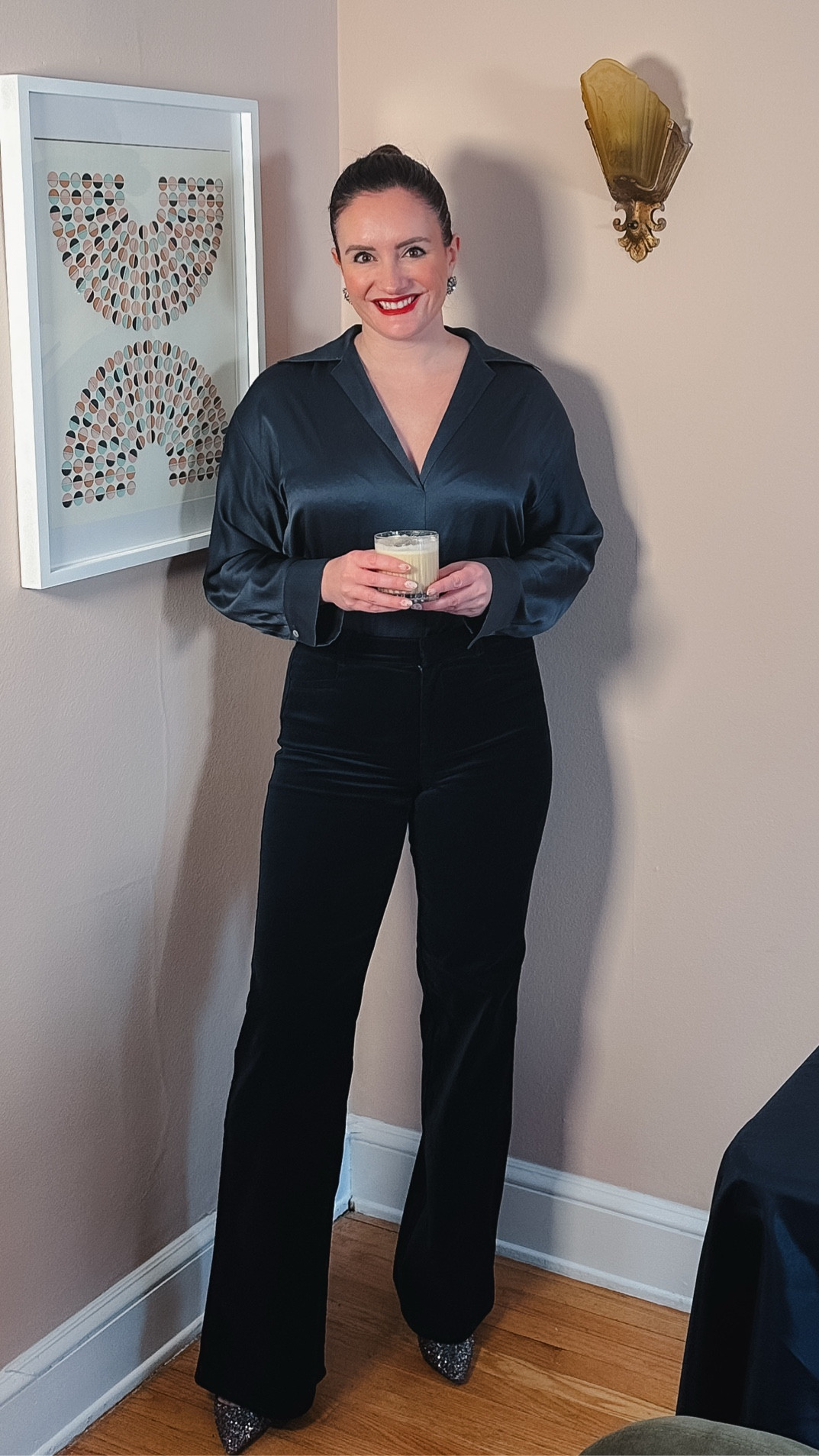 Tonal and textured in navy. 

#LTKcanada #LTKwinter #LTKmidsize