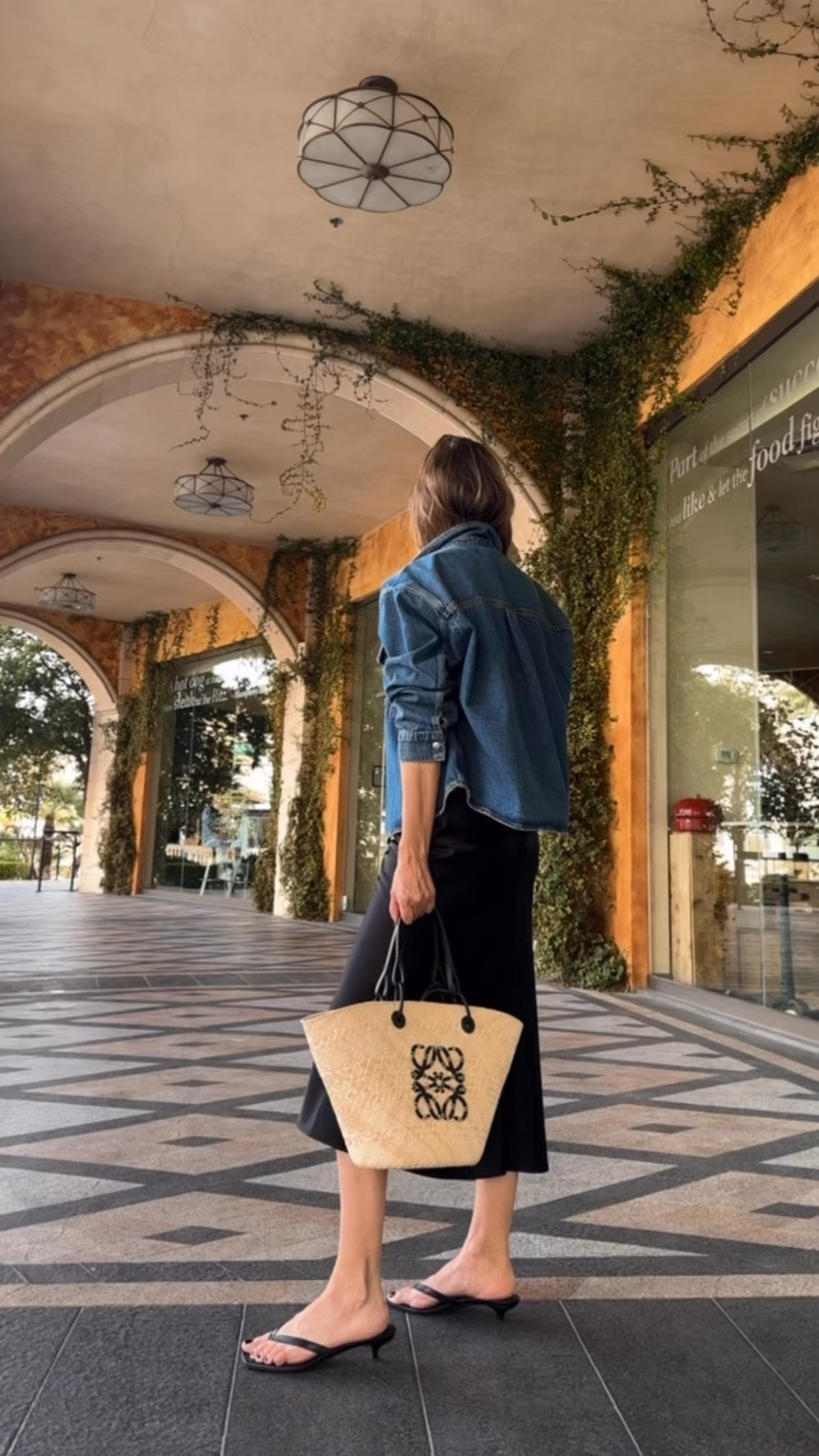 Spring outfit ideas spring outfit ideas , casual style , chic everyday outfits,  spring wardrobe staple , what to wear,
lolariostyle

#LTKgrwm #LTKdayinmylife #LTKootd