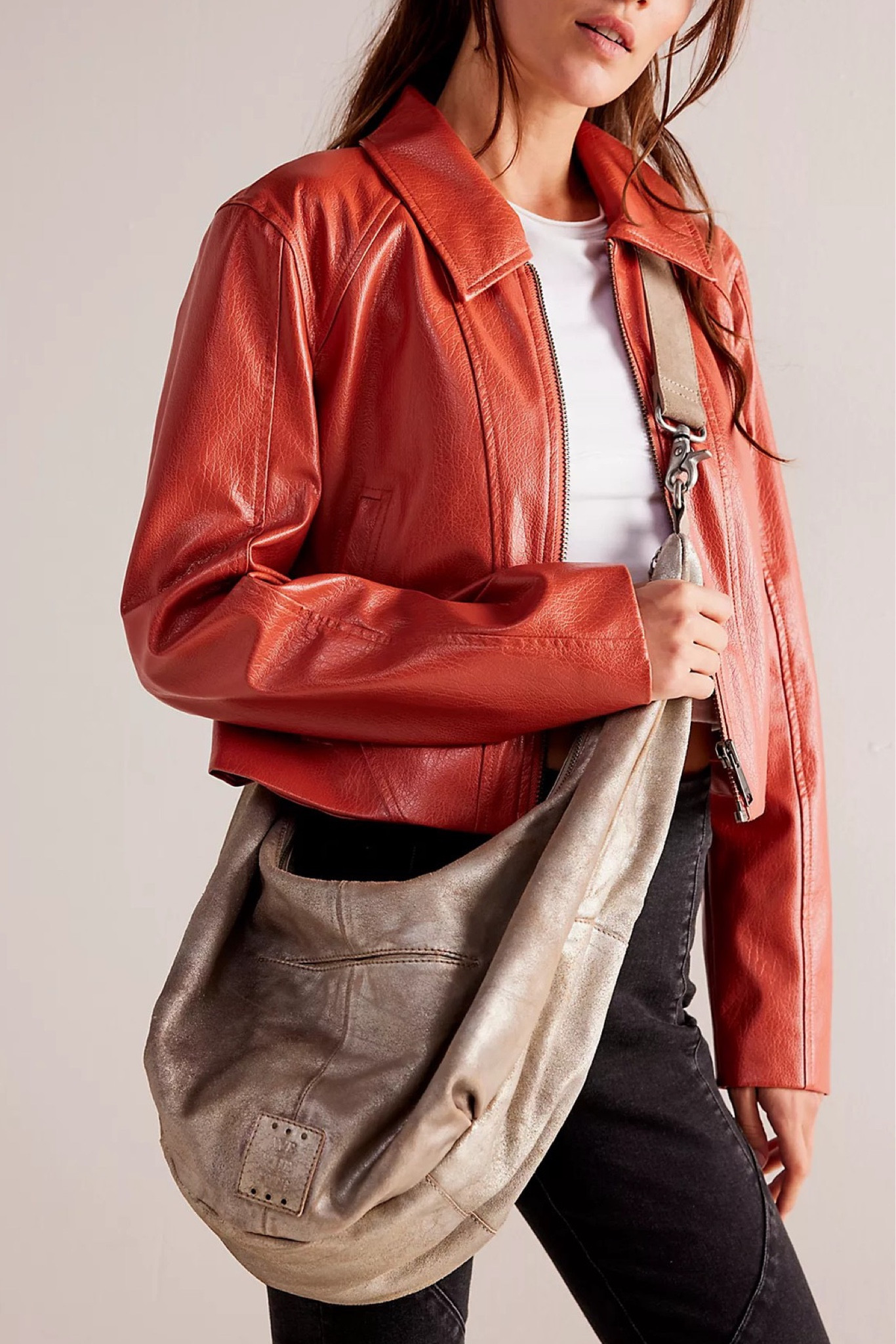 Such a beautiful and fun bag. Make a statement with this. It’s a little spendy but timeless!

#missiefit #fp #freepeople

#LTKGiftGuide #LTKitbag