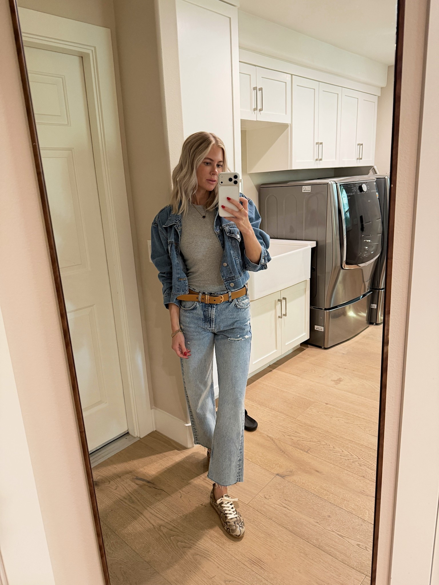 Cute outfit to dress up or do. I love these jeans as a good “go to”. They’re the perfect wash and go great with sneakers or heels. Run tts. Shoes are also so dang cute & even better in person. I wore them all day without socks and my feet didn’t get even slightly sore. Also tts 

#LTKCyberWeek #LTKHoliday #LTKootd