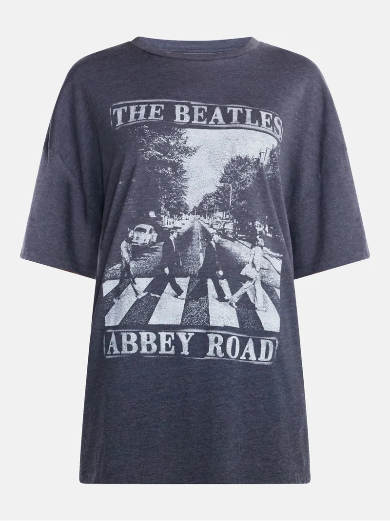 No Boundaries Beatles Abbey Road Graphic Boyfriend Tee, Women's Sizes XXS-XXL | Walmart (US)
