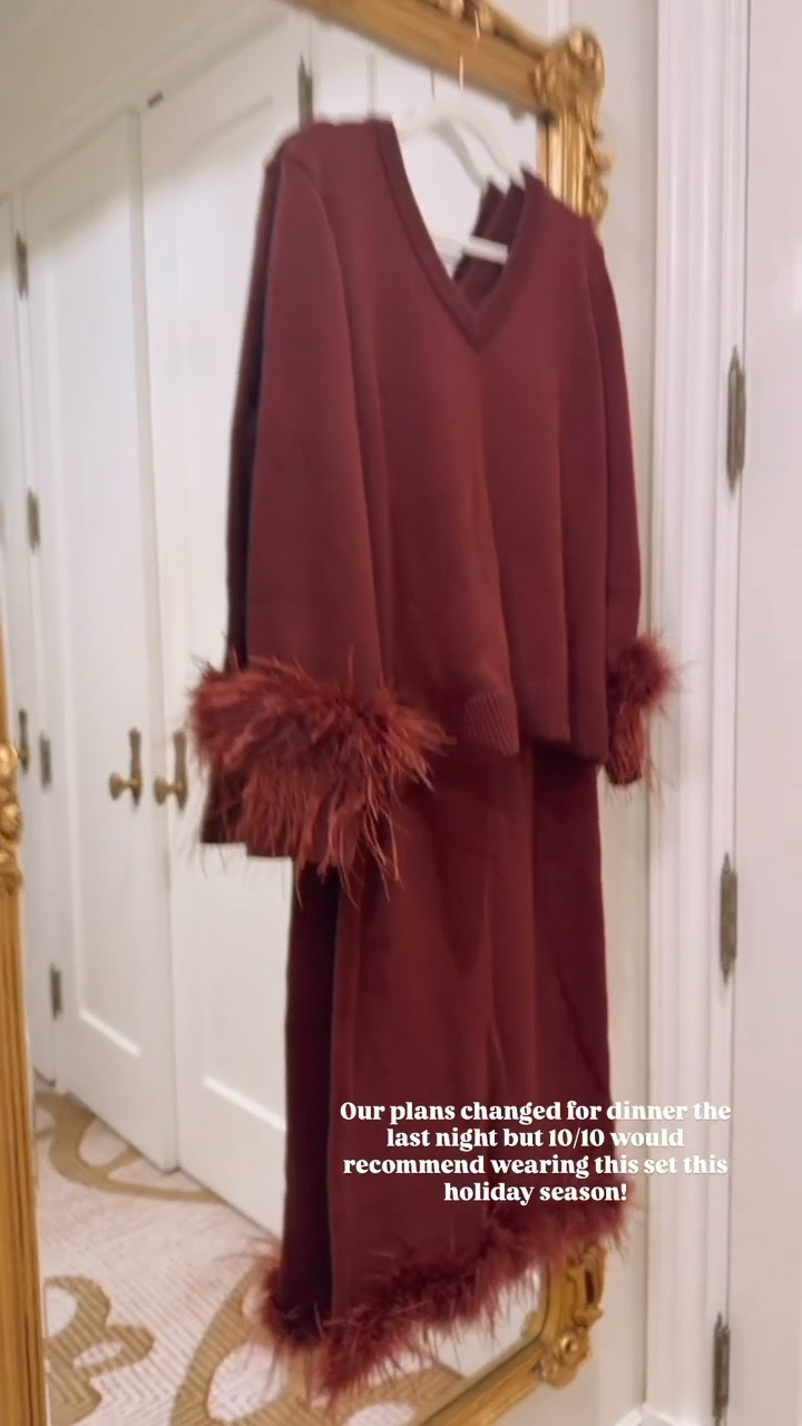 I just ordered this burgundy set & Im obsessed! I was planning on wearing it to dinner in New York, but our plans changed! Will definitely be trying to find something to wear this to soon! This would be great for a holiday party!

Loverly Grey, holiday looks, holiday outfit, New York outfit, sweater set, burgundy sweater 

#LTKStyleTip #LTKHoliday