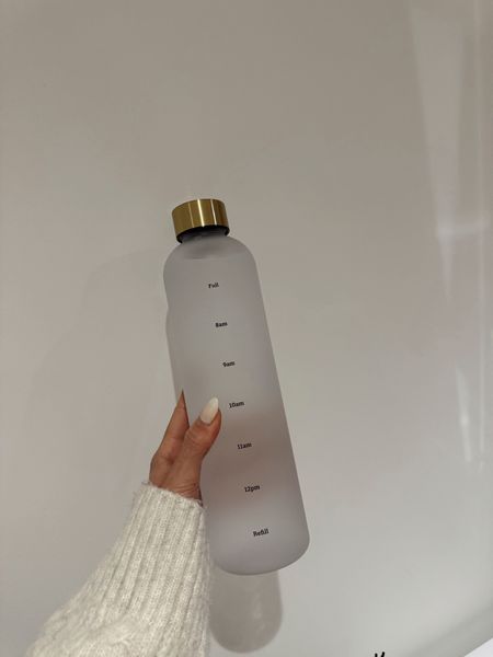 How cute is this bottle from Amazon!! 

One of my goals for 2024 is to drink 2L of water everyday but I didn’t have an actual water bottle, found this one yesterday and it arrived today! I love it and so cheap!! 





•
#amazon #amazonfinds #waterbottle #newyearsresolutions #2024 #goals #newyeargoals #2024goals #affordablefinds #trending #pinterest #aesthetic #thatgirlaesthetic #itgirlaesthetic #bottle #healthandfitness #lifestyle #selfcare #selflovejourney #selfcarejourney #amazonfaves #amazonpicks #sale #essentials 

#LTKeurope #LTKfindsunder50 LTKFestiveSaleUK