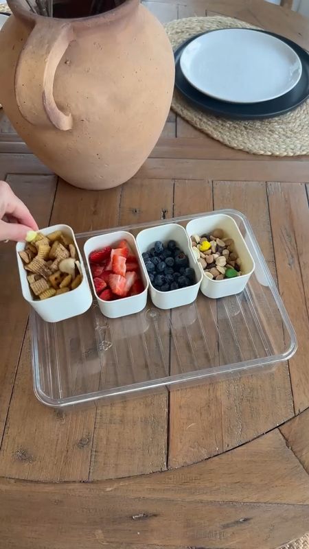 Snack tackle box from Amazon!! 

Travel essential 
Family find 
Snack box 
Amazon find 

#LTKStyleTip #LTKFindsUnder50 #LTKFamily