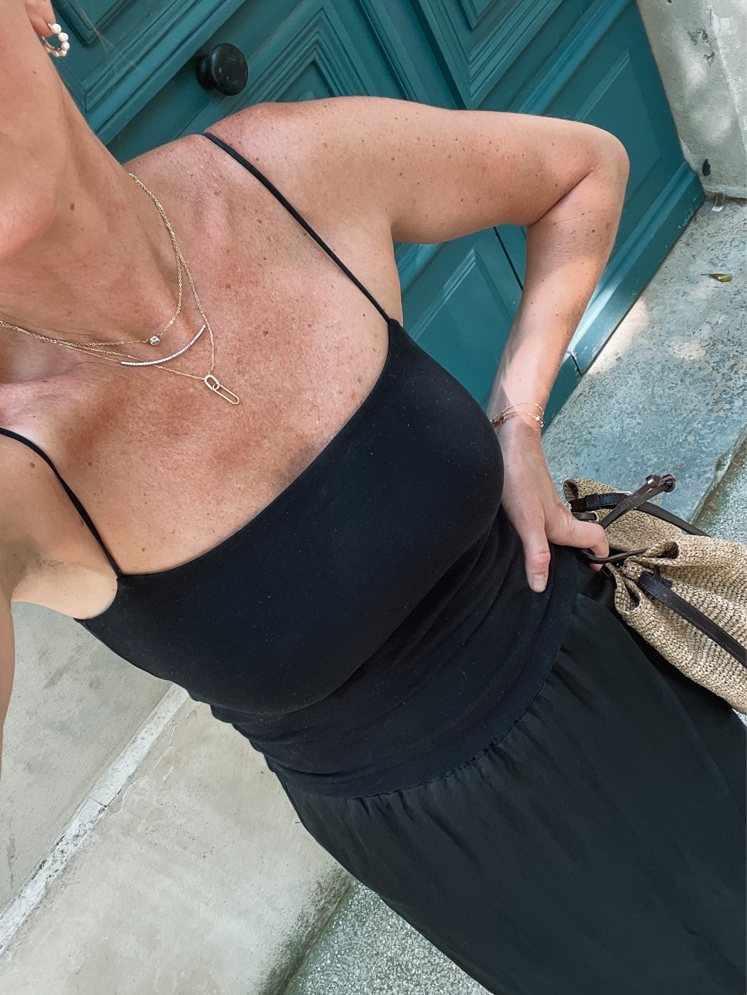 The summer tank you need! 
Black tank
Summer staple
Capsule staple


#LTKunder100 #LTKFind #LTKstyletip