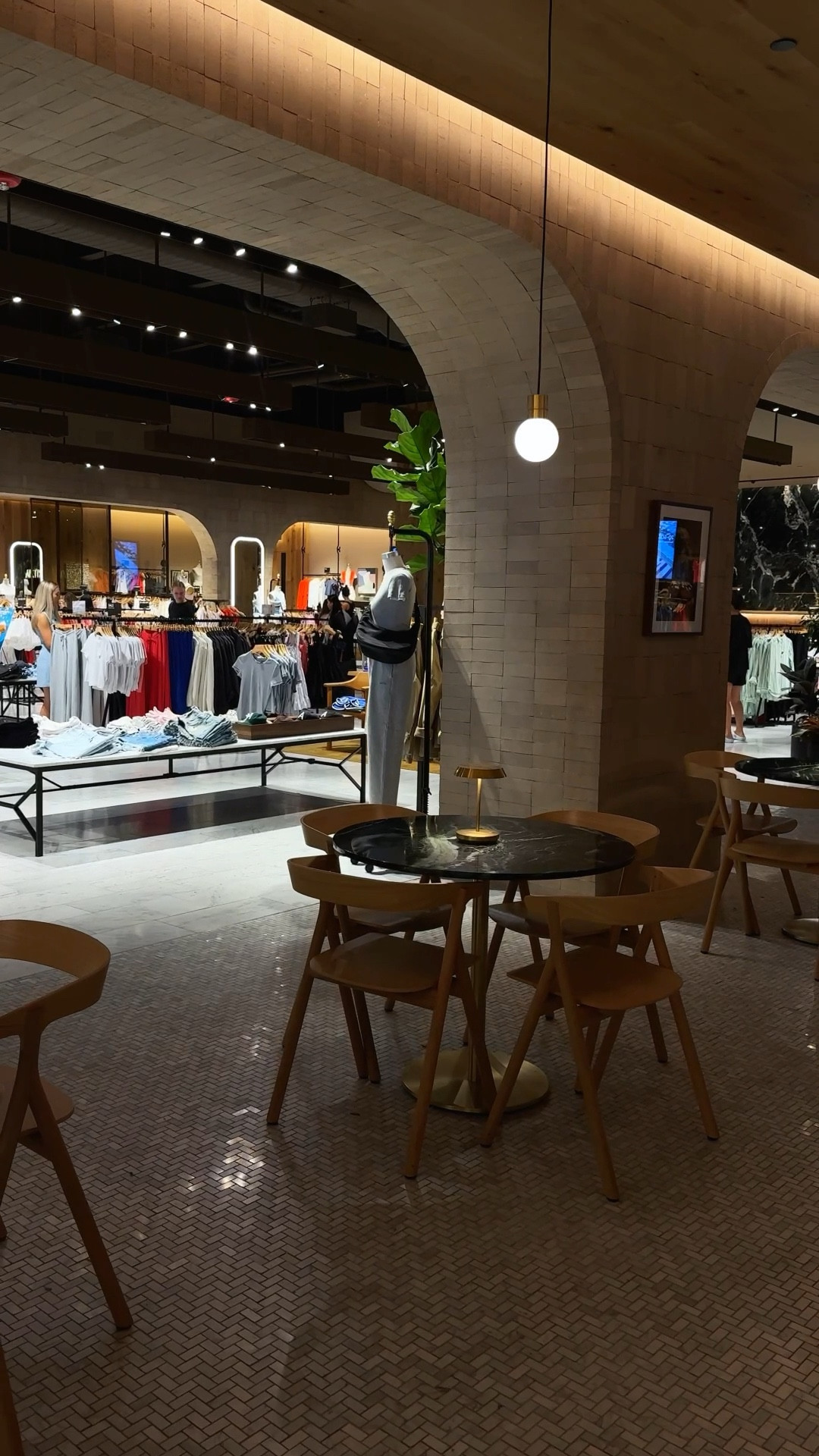 Everything from my annual Aritzia Haul below! 🦋

#LTKSeasonal #LTKTravel #LTKActive