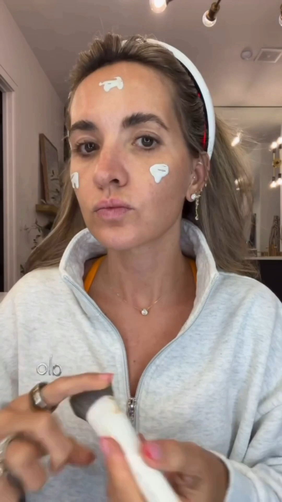 Skin tint, spf

#LTKBeauty #LTKgrwm