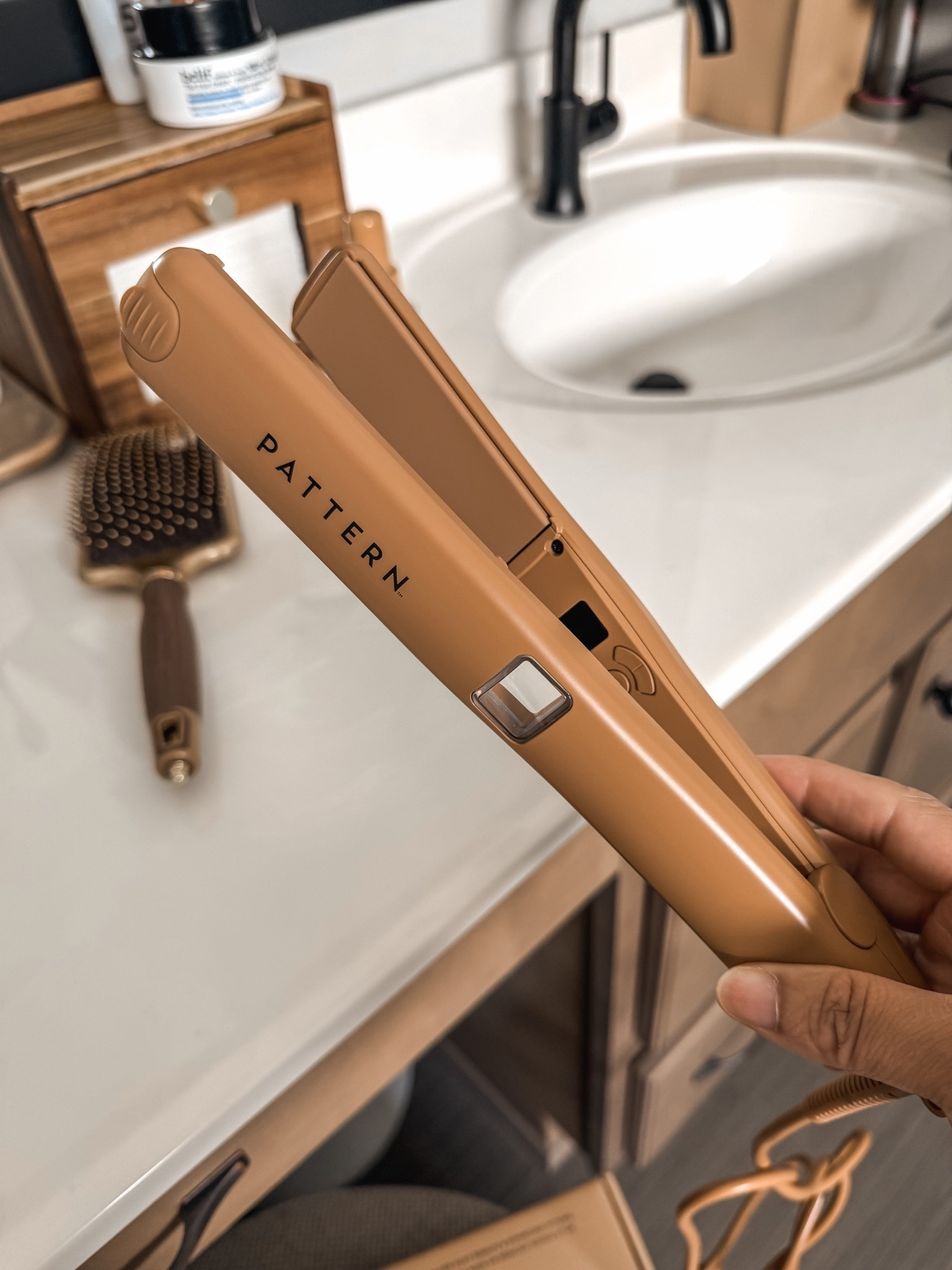 My old Chi flat iron broke so I picked up this one @ulta yesterday after seeing it had a ton of good reviews. I used it for the first time today & I can confirm it’s soooo good! I used it with the heat protectant spray & my hair is 🫰🏽🫰🏽🫰🏽

#LTKselfcare #LTKBeauty #LTKgrwm