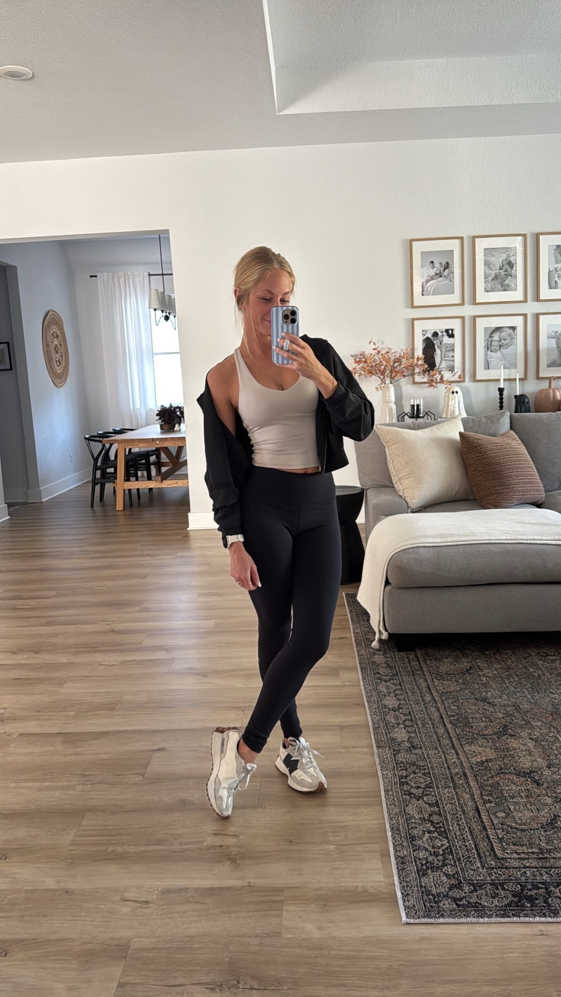 This is the perfect jacket to throw on over workout clothes 😍
I’m in a small in everything.