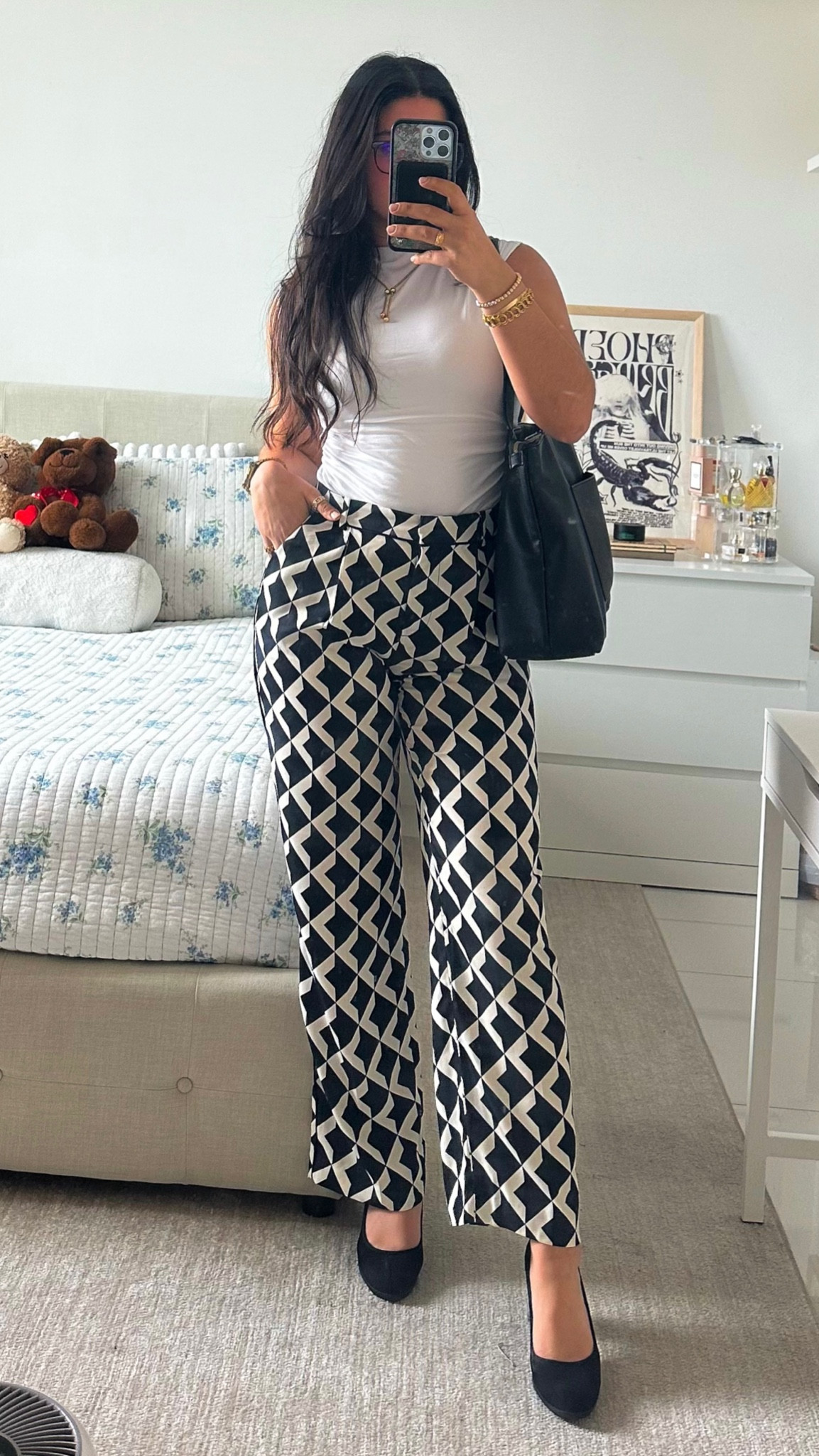 9-5 corporate outfit slay! 🤓
- got SO many compliments on these pants today. pricey but worth it. comfyyyyy & flattering! 
- this top is currently on sale too. 
- heels are my favs for work, so comfortable for 8 hour shifts. 
- I have this tote in black and brown and ADOREEEEEE them. only $30? gimme 


#LTKfindsunder50 #LTKworkwear #LTKstyletip