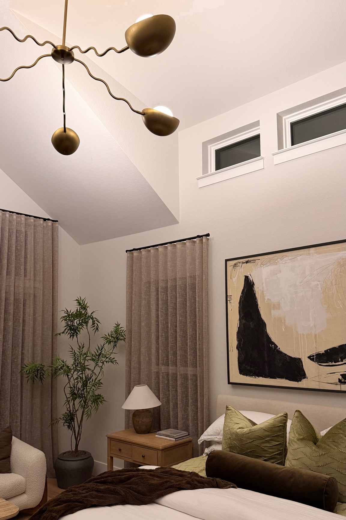organic modern bedroom 

#LTKHome
