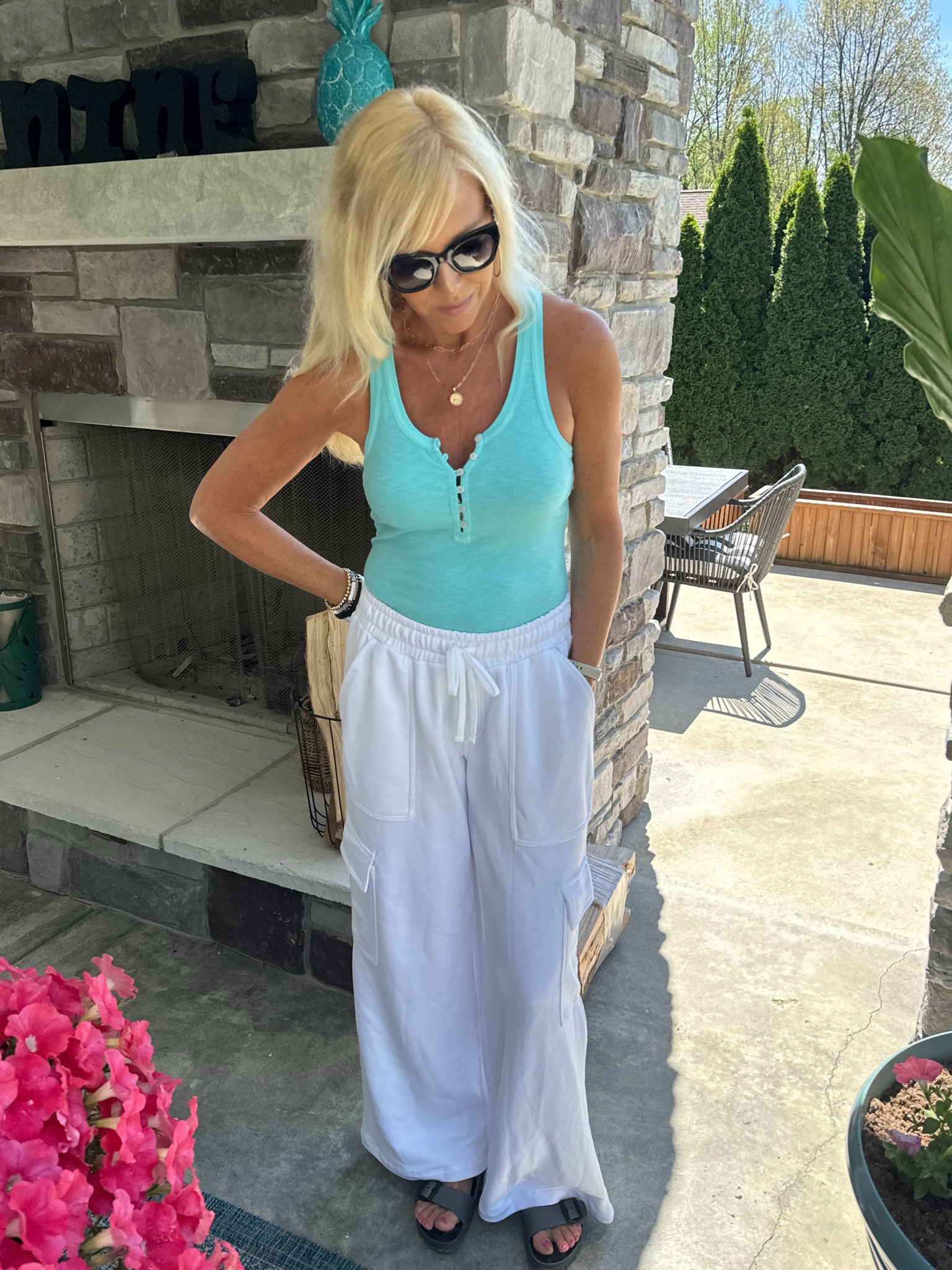 How I love this casual look for summer 

#LTKStyleTip #LTKSaleAlert #LTKFindsUnder50