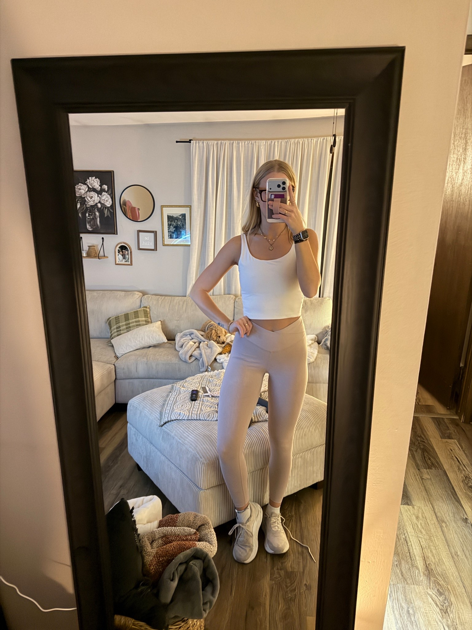 Tuesday’s workout outfit—02.03.26 🦵🏼

Size small in pink Old Navy leggings
Size medium in white Old Navy tank top
9 in New Balance running shoes
*socks are also from Old Navy and Owala water bottle is from Target :)

workout outfits, work from home outfits, Old Navy style, Old Navy fashion, Old Navy leggings, Old Navy tank tops, Old Navy activewear, Old Navy powersoft, Old Navy powerchill, pink leggings, white tank tops, New Balance shoes, white running shoes, trending outfits

#LTKSaleAlert #LTKootd #LTKActive