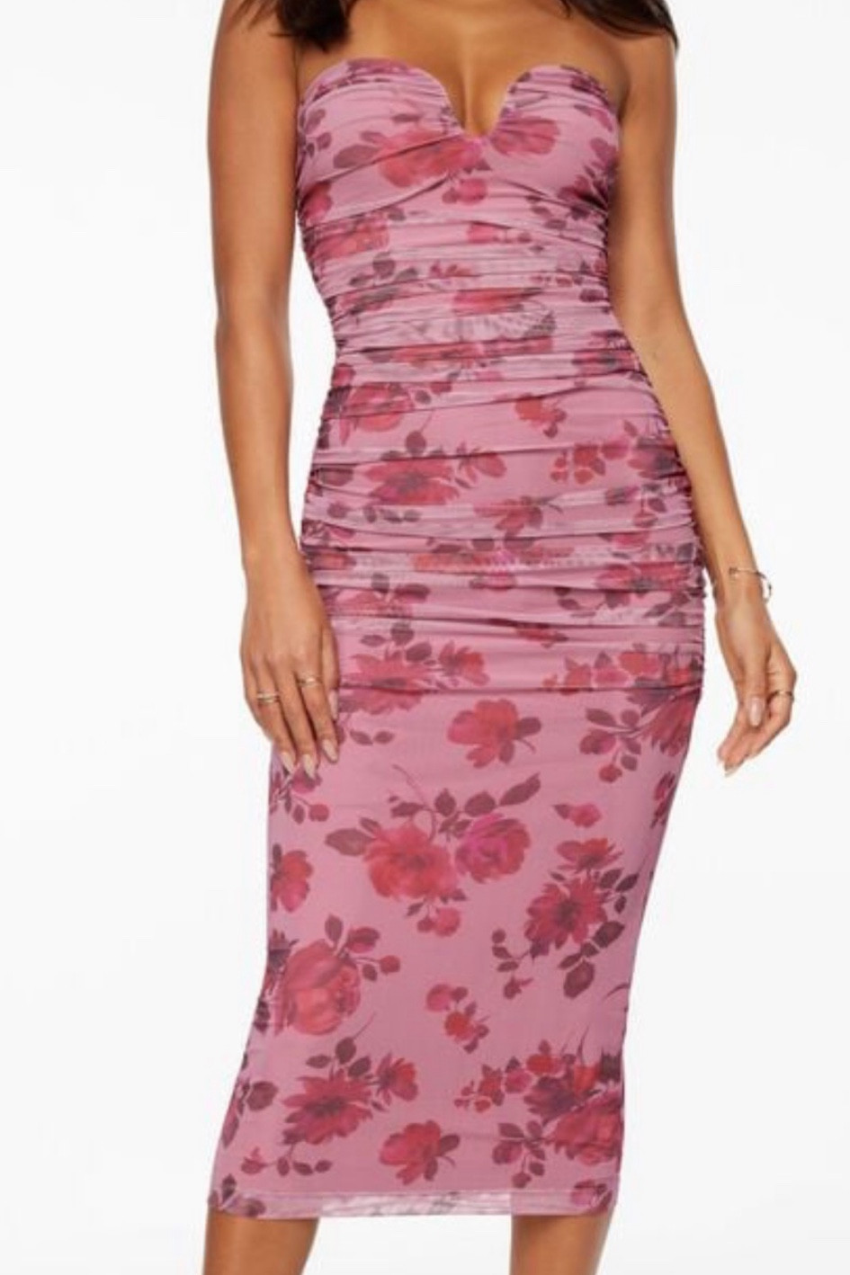 Love this simple wedding guest dress from Dynamite! I might wear it for an upcoming wedding 🫶 

#LTKsummer #LTKwedding #LTKstyletip