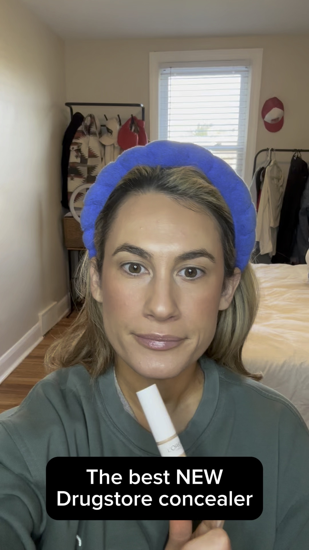 A creamy, hydrating, blendable concealer..AND it’s from the drugstore 🤎