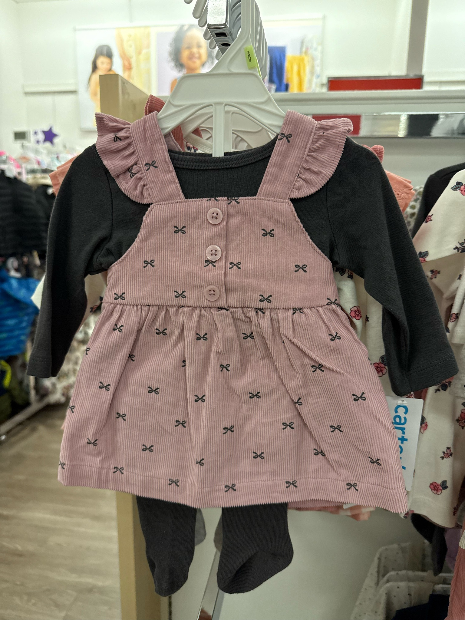 How cute is this bow corduroy dress with tights for baby girls??? I love the ruffle sleeves! Only $18 currently!

Baby girl finds , baby girl clothes, baby clothes? Baby dress

#LTKBaby #LTKKids #LTKU