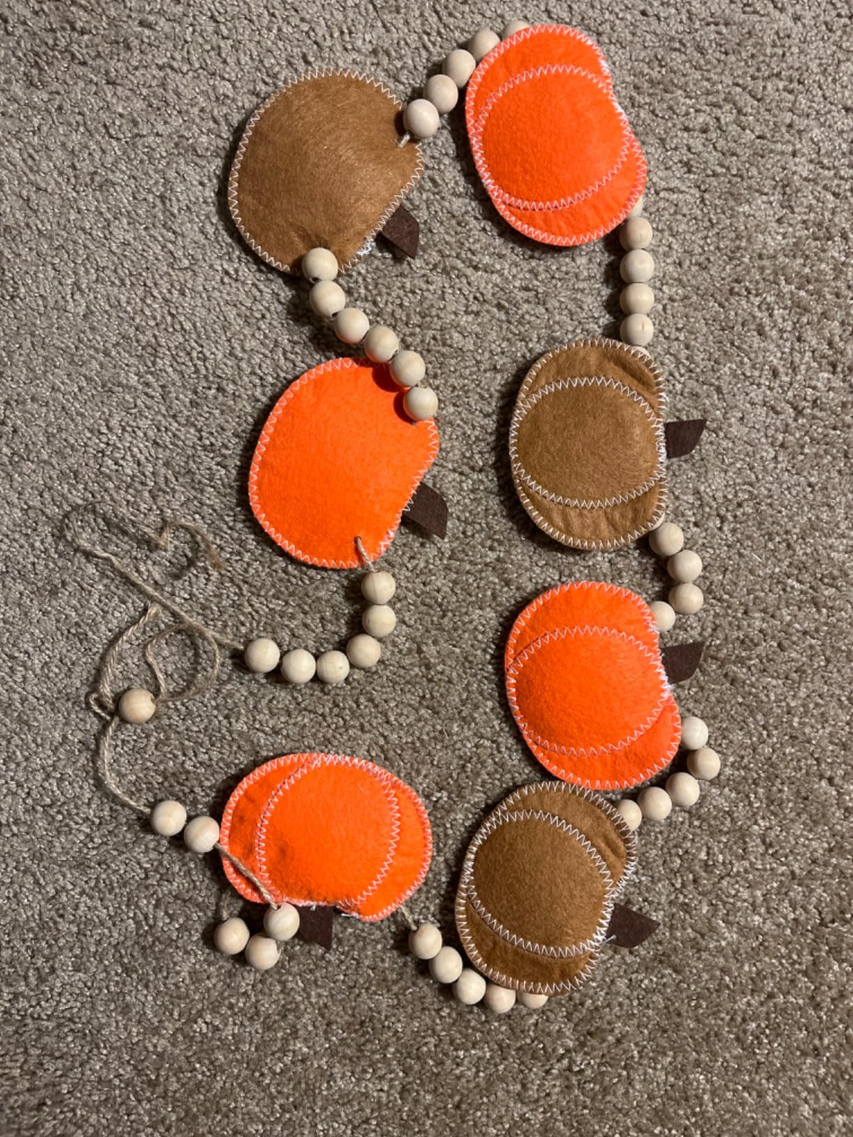 DAZONGE Halloween Decorations Indoor/Outdoor, Wood Felt Bats Bead Garland Banner for Halloween De... | Amazon (US)