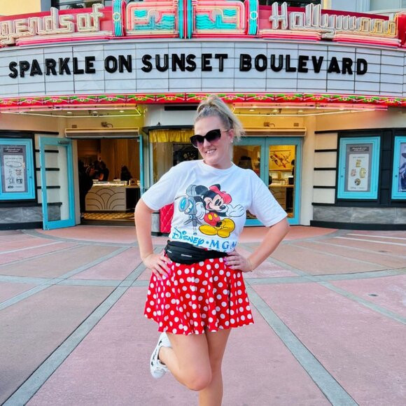 VINTAGE SIZE SMALL DISNEY MGM STUDIOS TEE | Poshmark