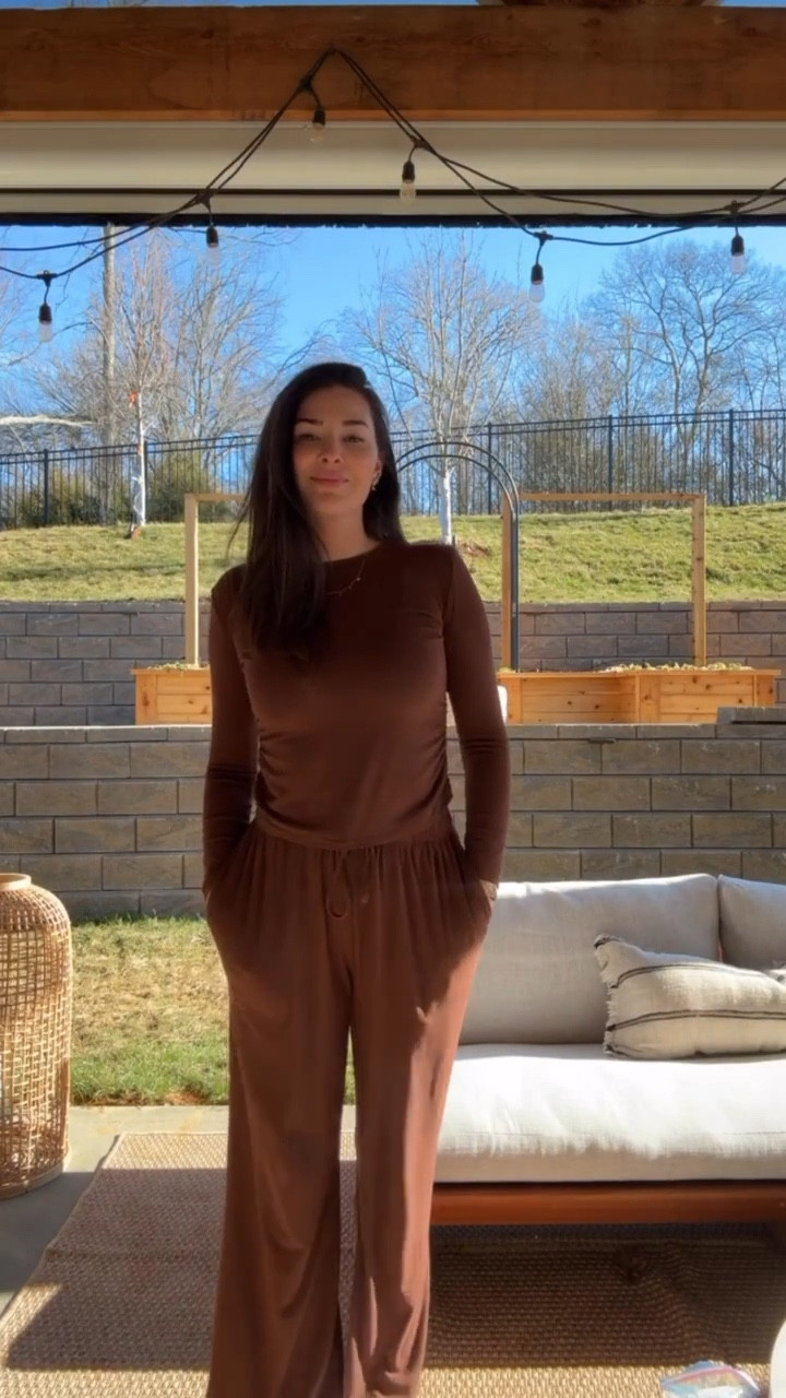 Just ordered this set in black! It’s a skims look for less. Matching set, winter outfit, travel outfit 
 

#LTKWatchNow #LTKFindsUnder50