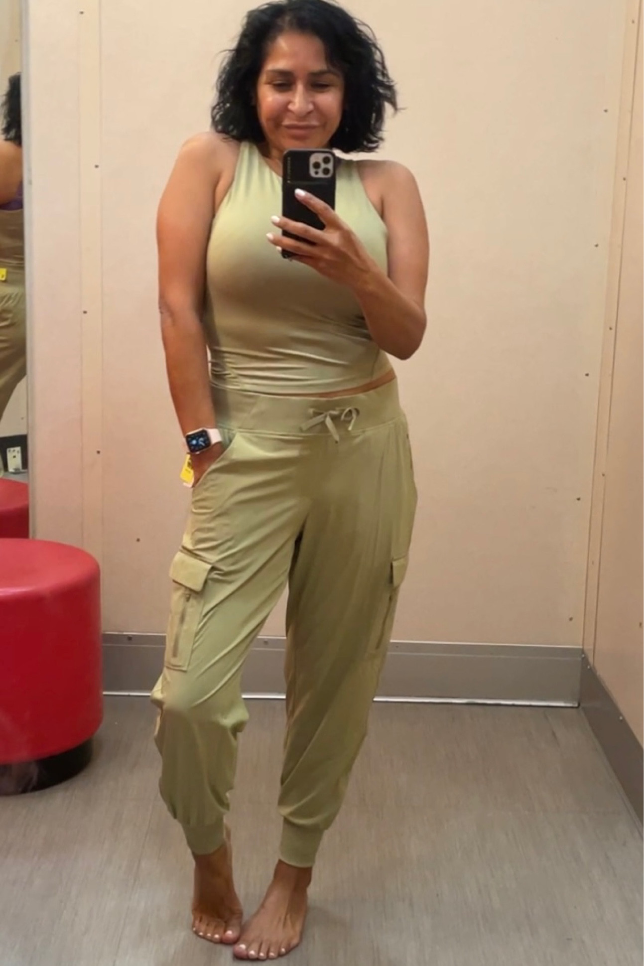 #hoggers #olivegreen #armygreen  #activewear #athleisure #weekend #lounge #flattering #recovery #lounge #spotlrtsbra #lightsupportbra #wovenjoggers 

#LTKcurves #LTKstyletip #LTKFind