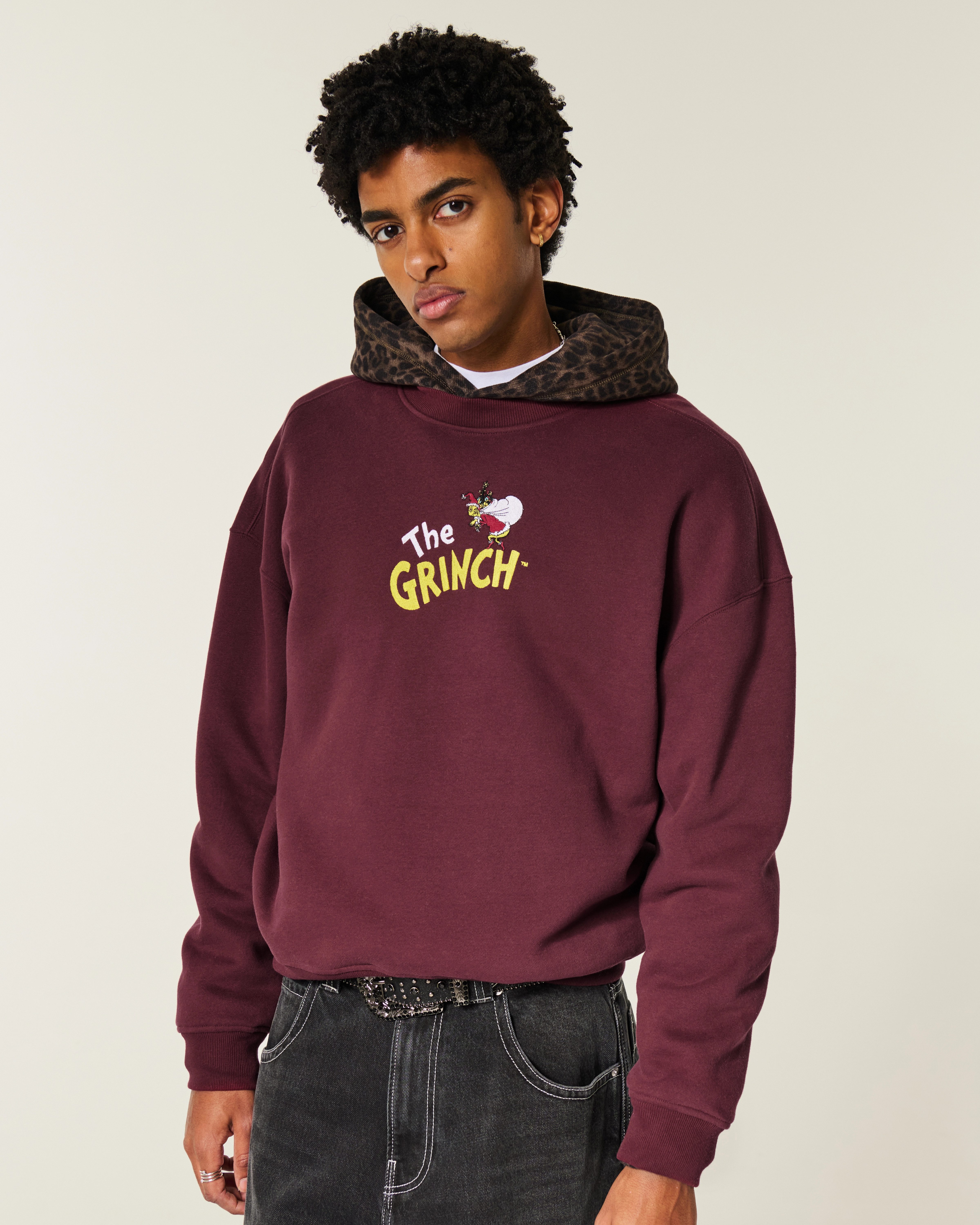 Boxy The Grinch Graphic Crew Sweatshirt | Hollister (US)