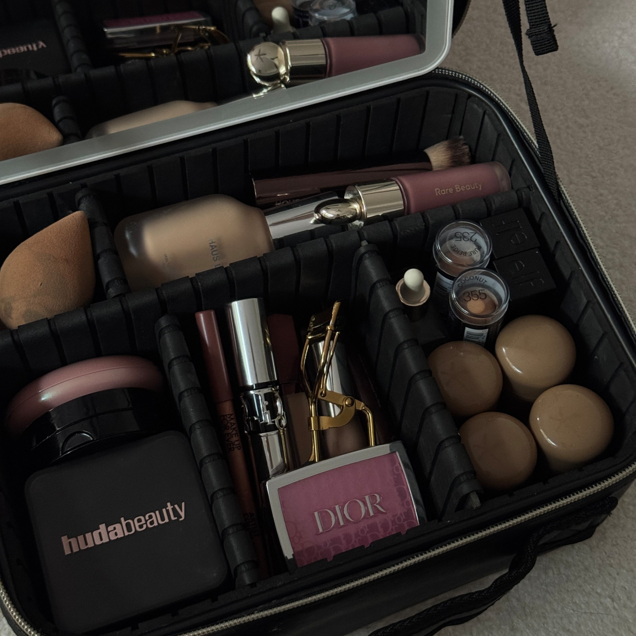 travel makeup bag 💗

#LTKFindsUnder100 #LTKGiftGuide #LTKTravel