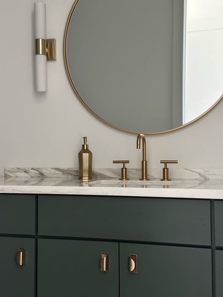 Bathroom Decor 

#LTKhome #LTKstyletip