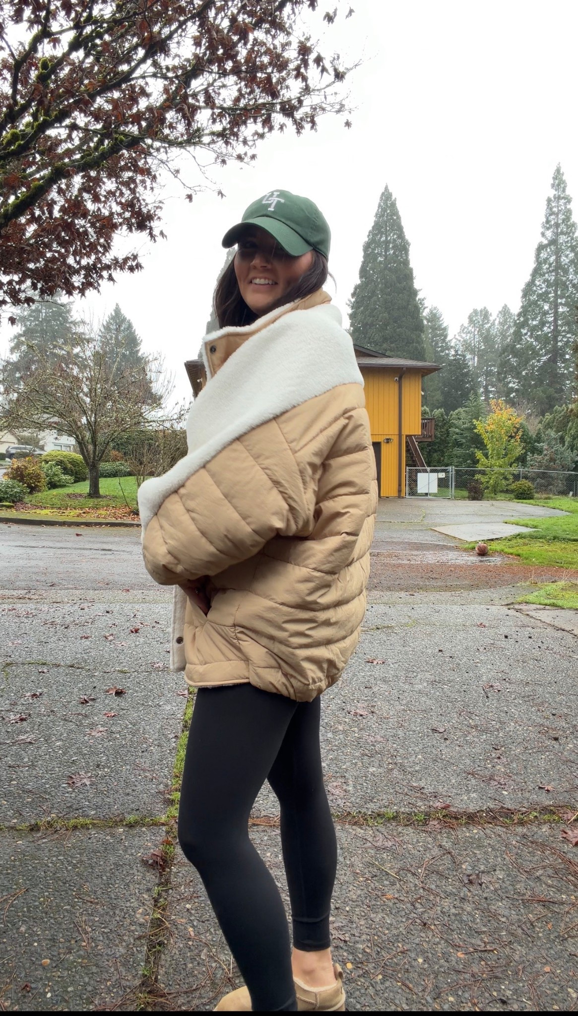 Code: HOLLYANN40 to save at VICI this weekend 🖤