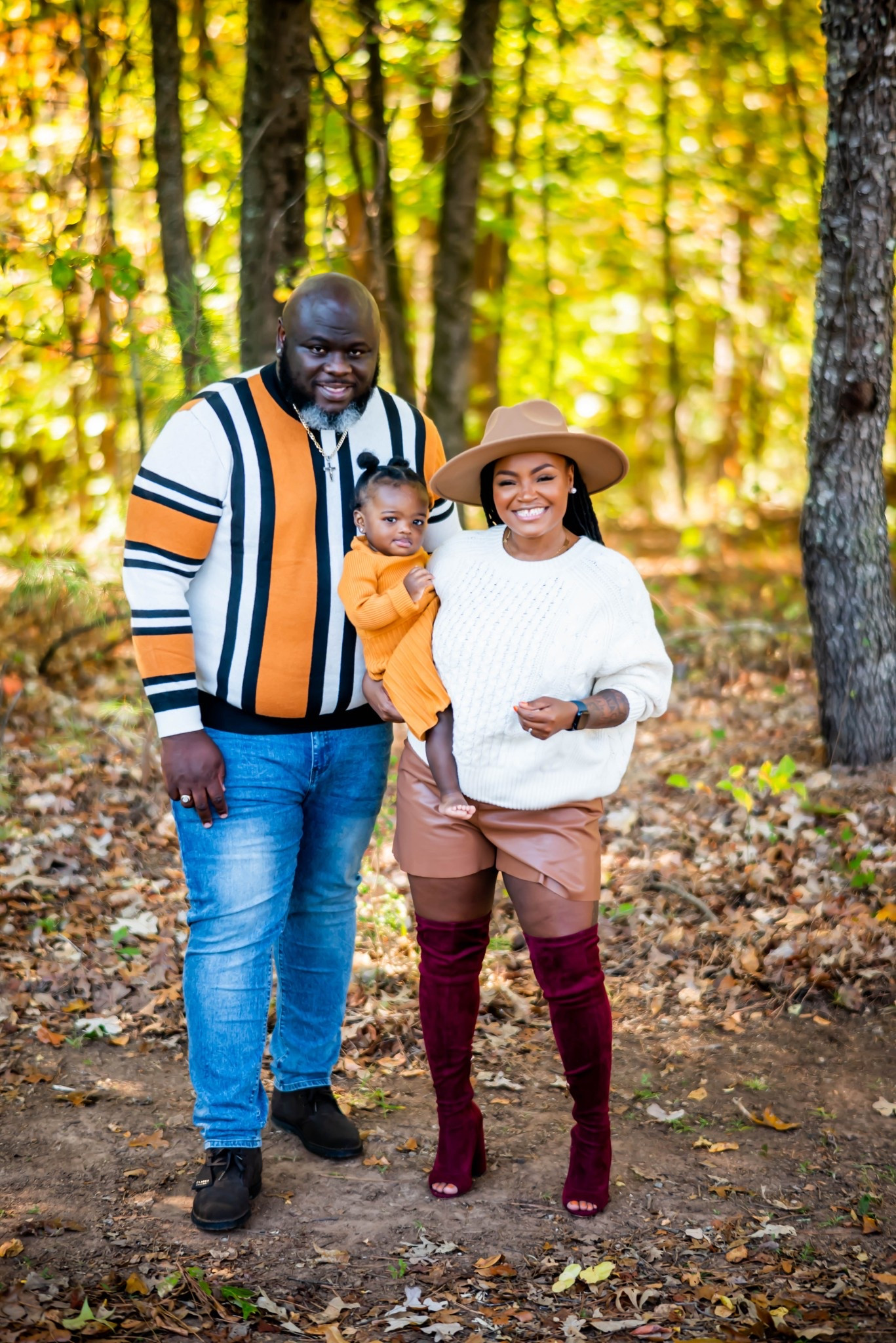 Thanksgiving Outfit Ideas for the Whole Family 🦃🍂✨
From cozy sweaters and boots to cute matching neutrals — I’ve rounded up the cutest fall looks for everyone! 🤎
Perfect for family photos, dinner, or just cozying up together after dessert 😍📸
Linking all my favorite Thanksgiving outfit ideas below! 🛍️

#ThanksgivingOutfits #FamilyStyle #LTKHoliday #FallFashion #CozySeason #FamilyOutfits #LTKFamily #ThanksgivingStyle #FallOutfitInspo #HolidayLooks

#LTKCyberWeek #LTKHoliday #LTKFamily