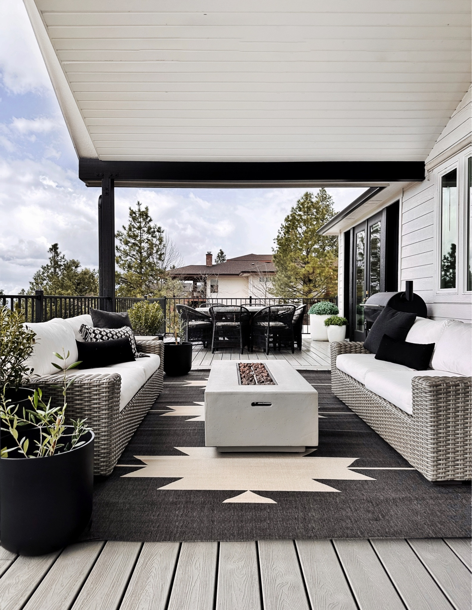 My Outdoor Space 

#LTKhome #LTKstyletip #LTKSeasonal