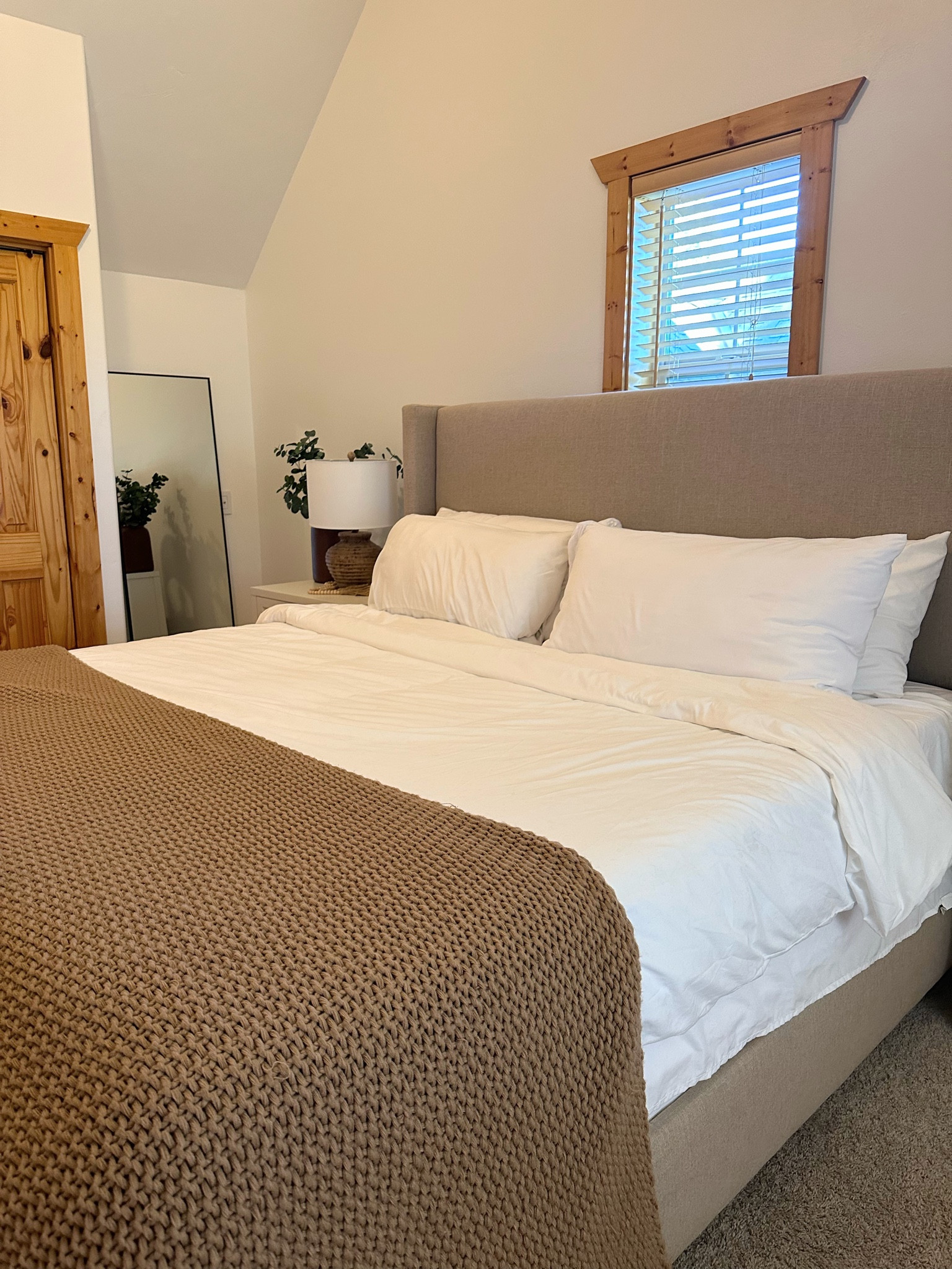 The perfect blanket—super stylish, huge, and high-quality

#LTKfindsunder100