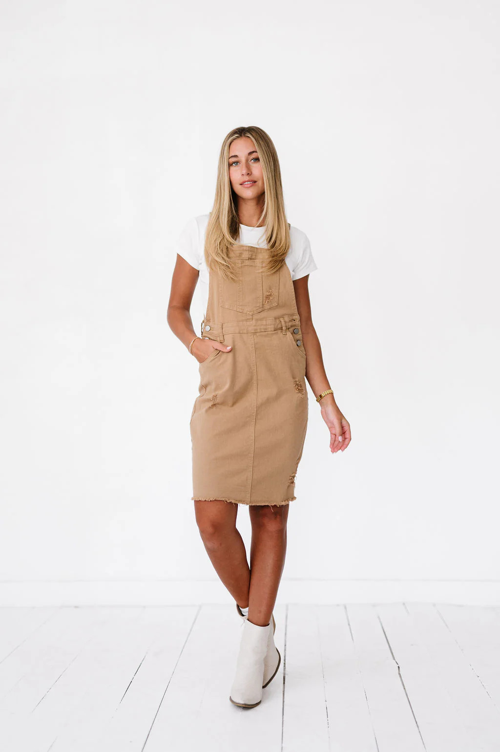 Jovi Overall Dress in Camel | FEHRNVI