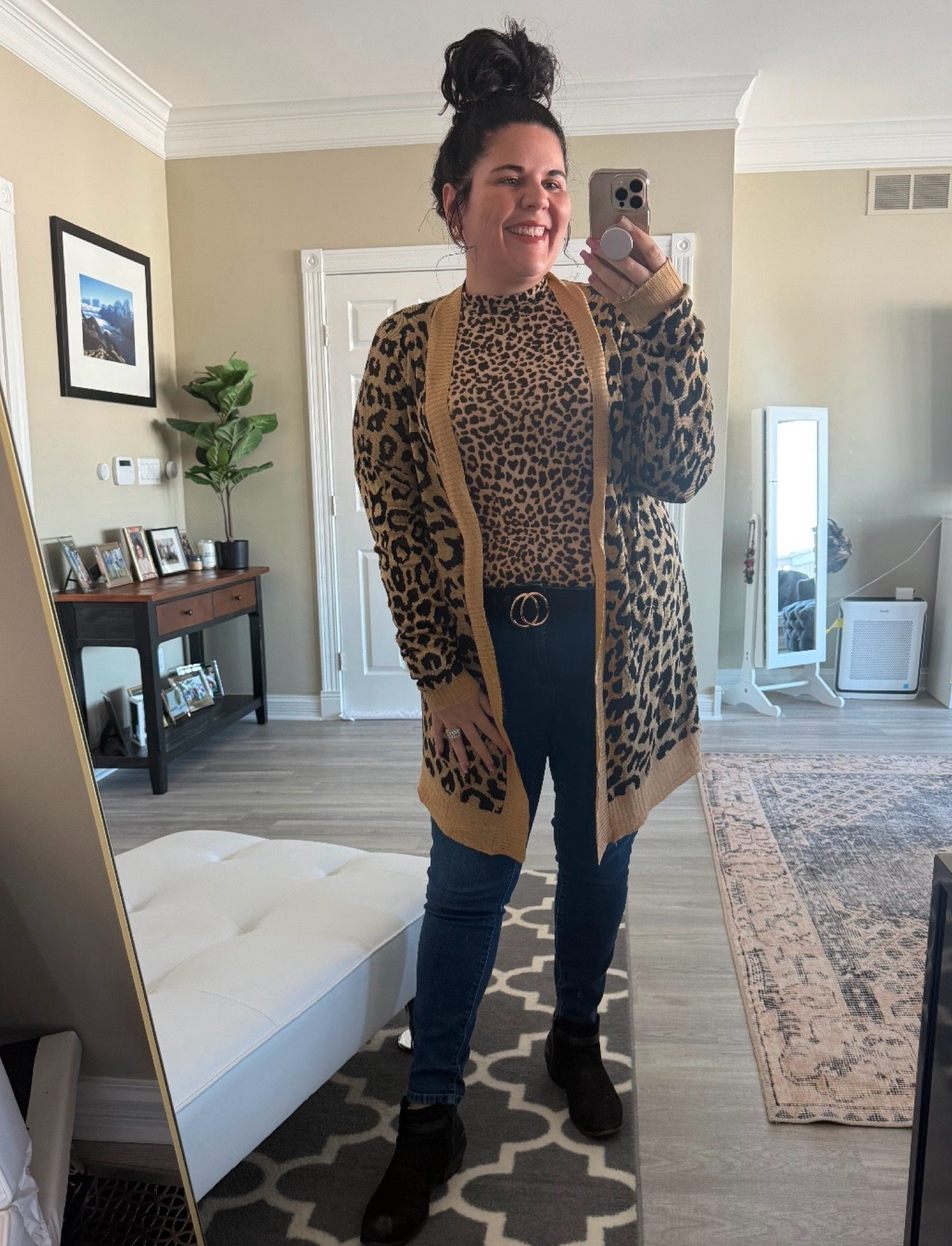 Is there such a thing as too much leopard? I guess we’ll never know!

#LTKParties #LTKFindsUnder50 #LTKMidsize